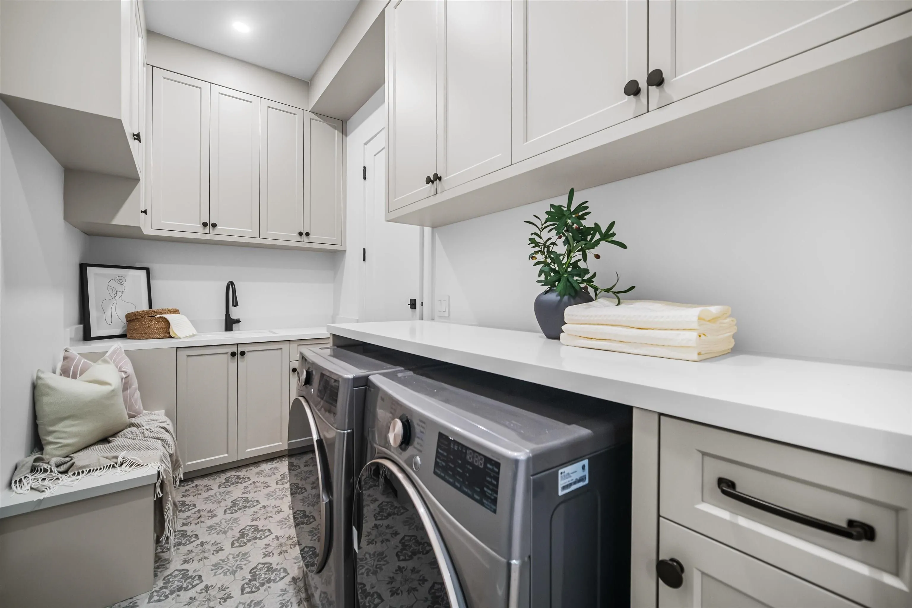 1236 Stellars Jay Place