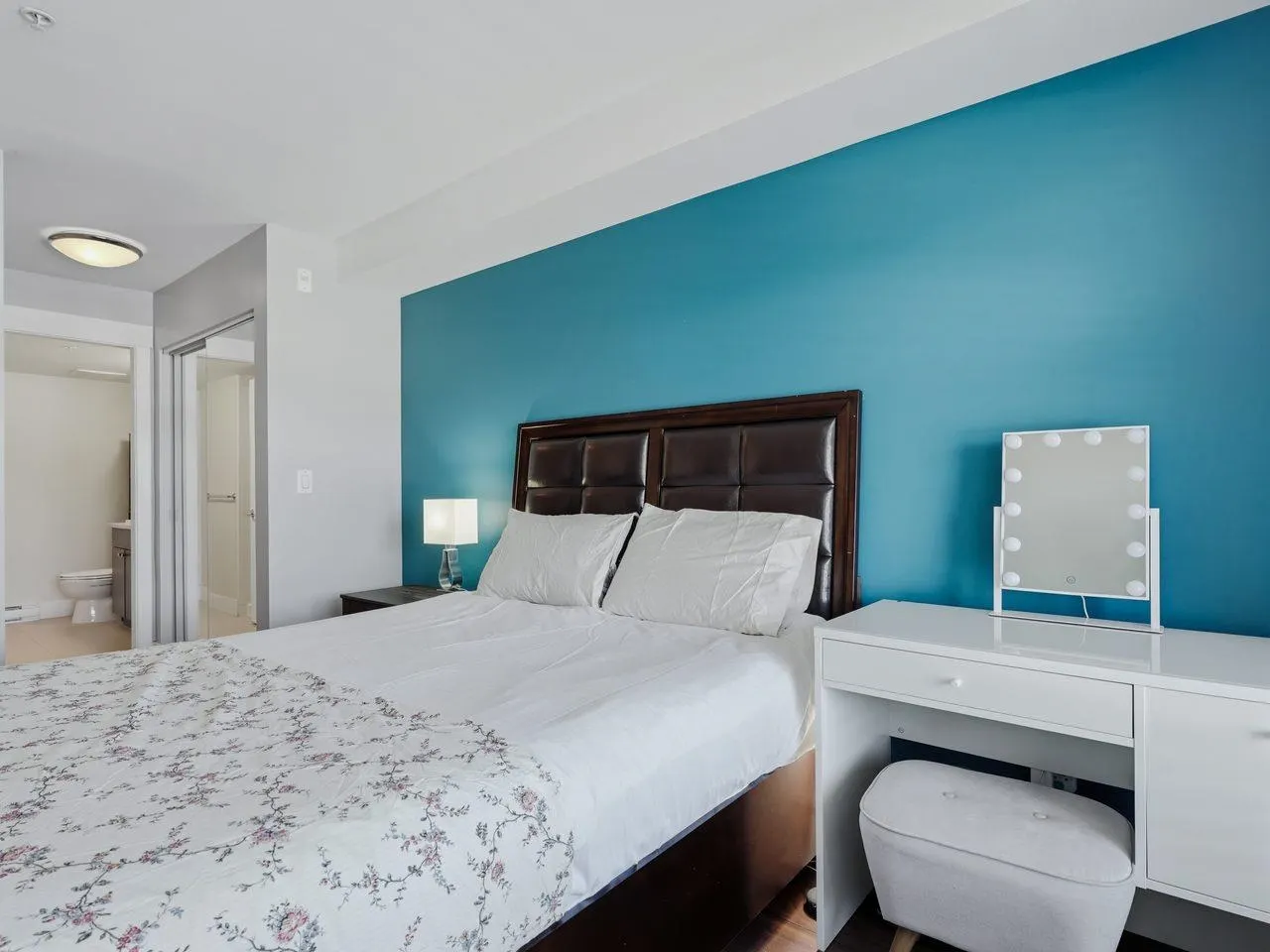 85 Eighth Avenue #308