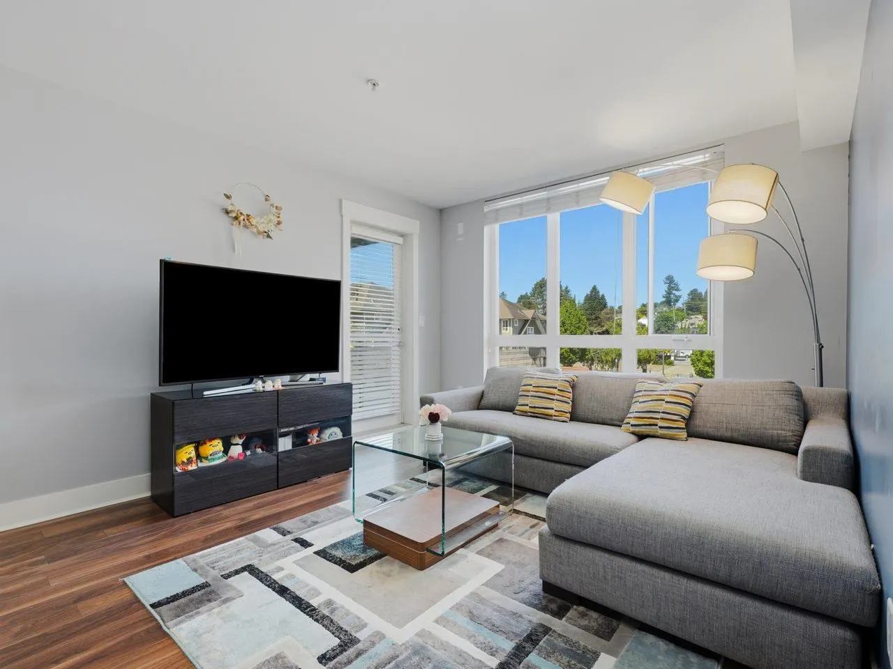 85 Eighth Avenue #308