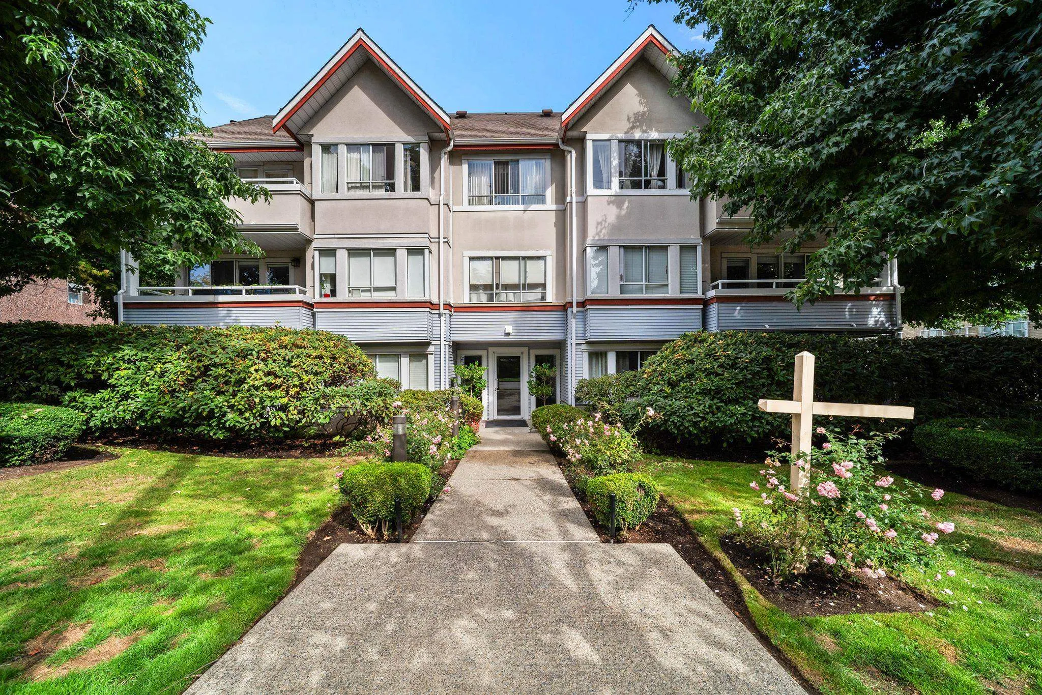 1845 W 7th Avenue #202