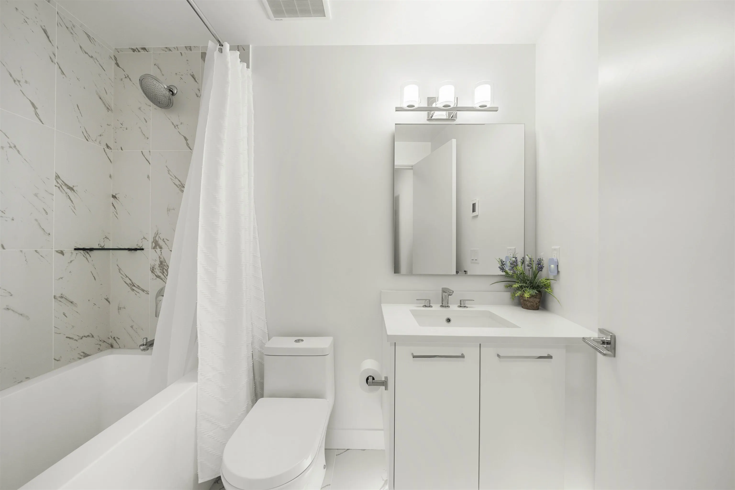 1588 Johnston Road #1605
