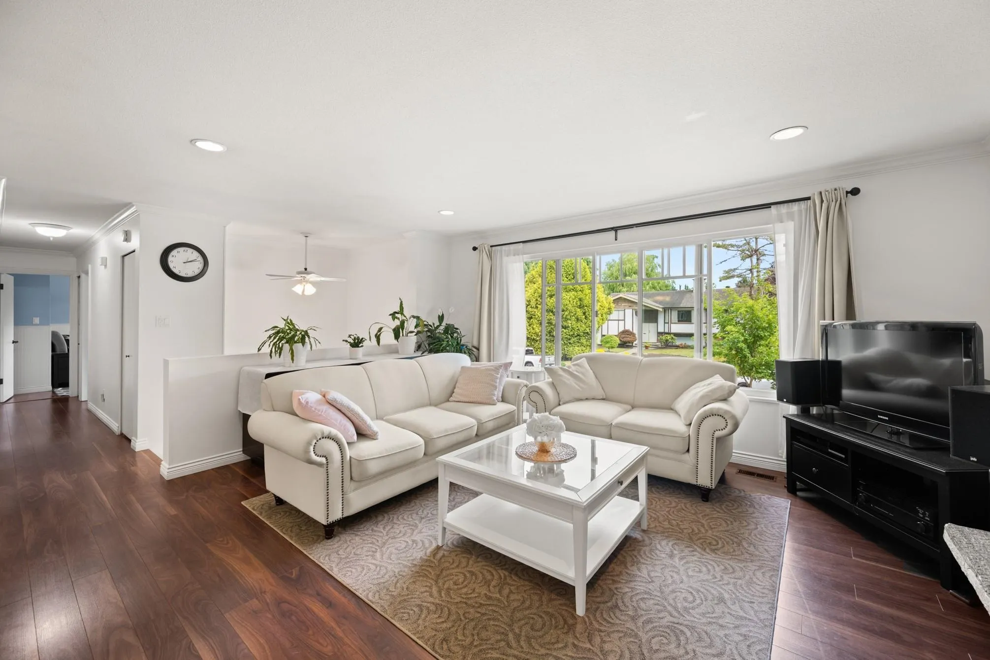 5933 Angus Place