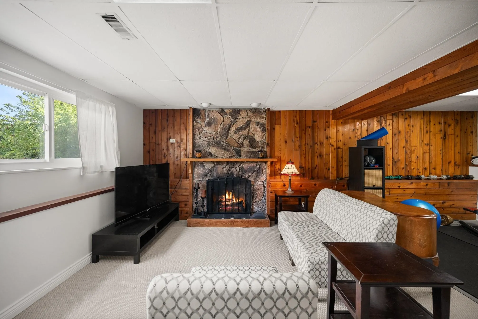 5933 Angus Place