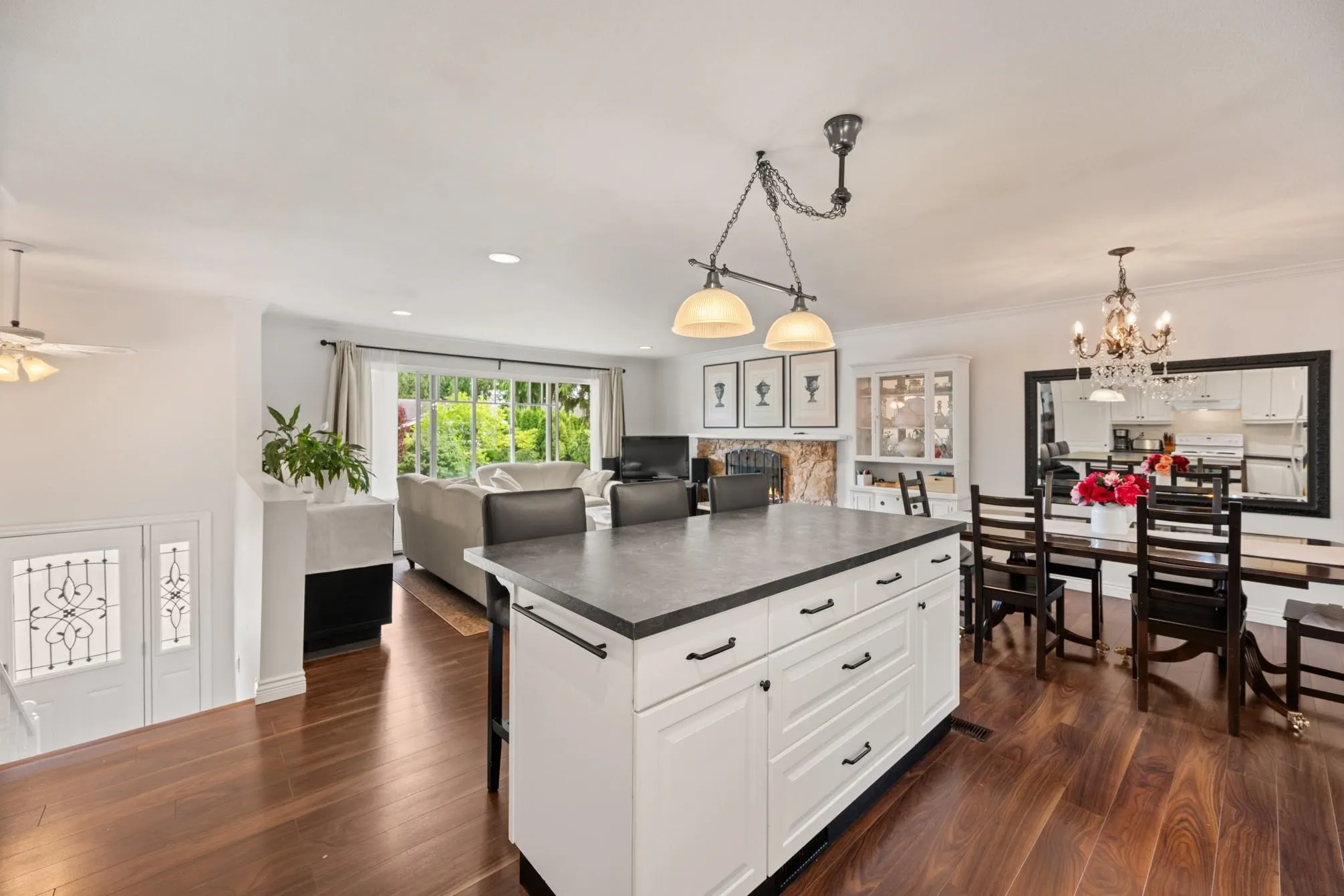 5933 Angus Place