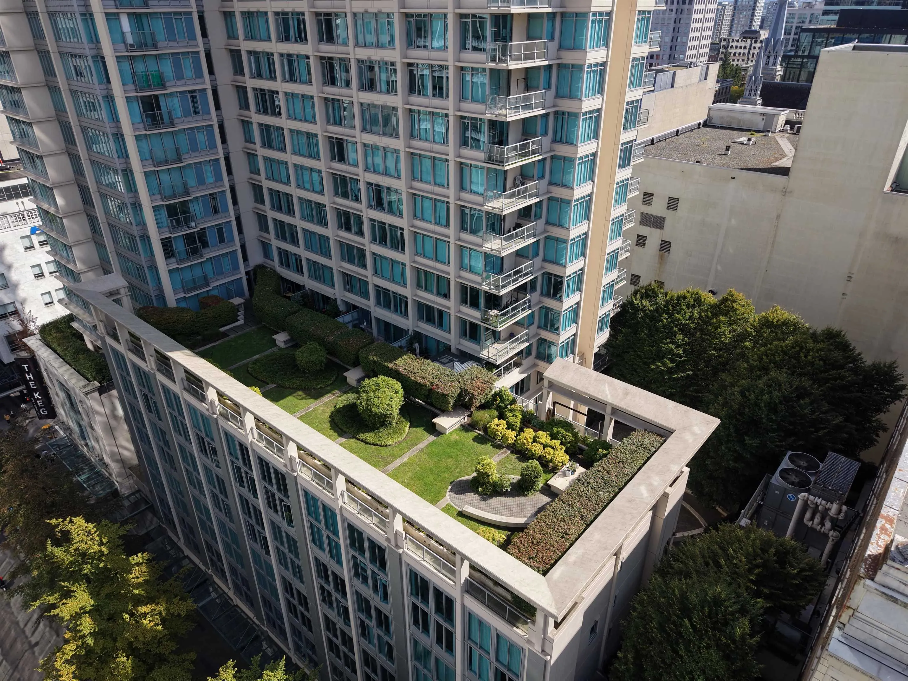 610 Granville Street #3007