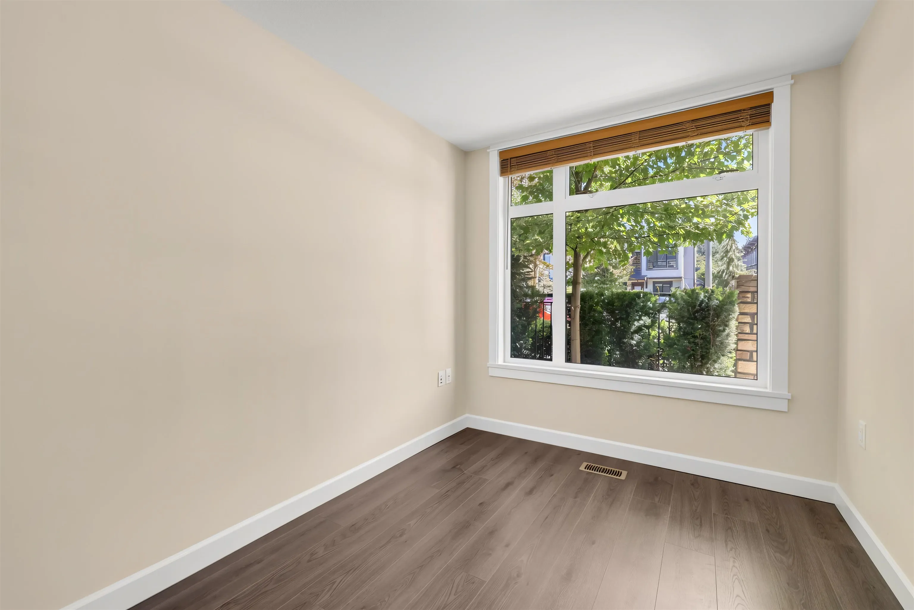8567 204 Street #8