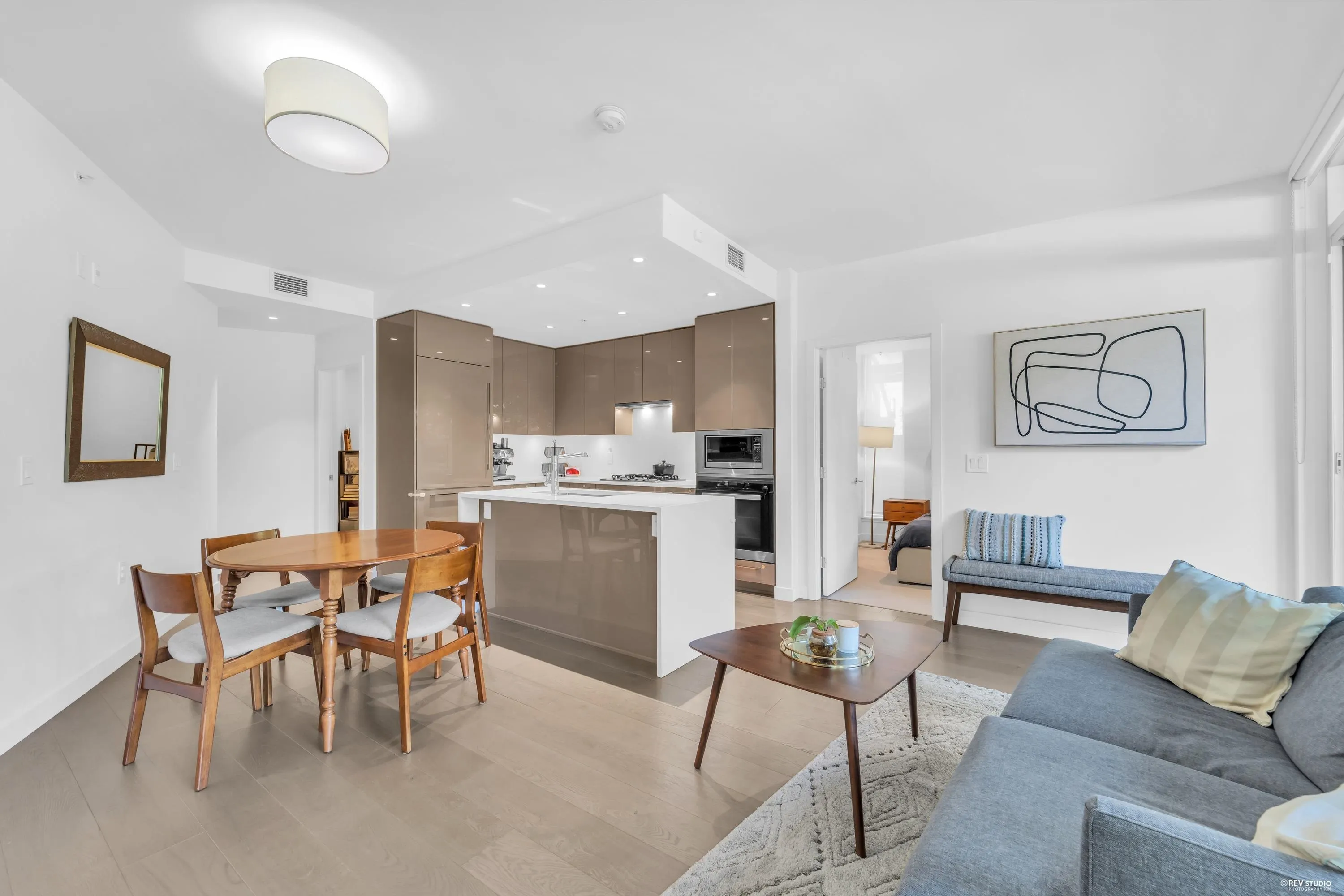 5189 Cambie Street #107