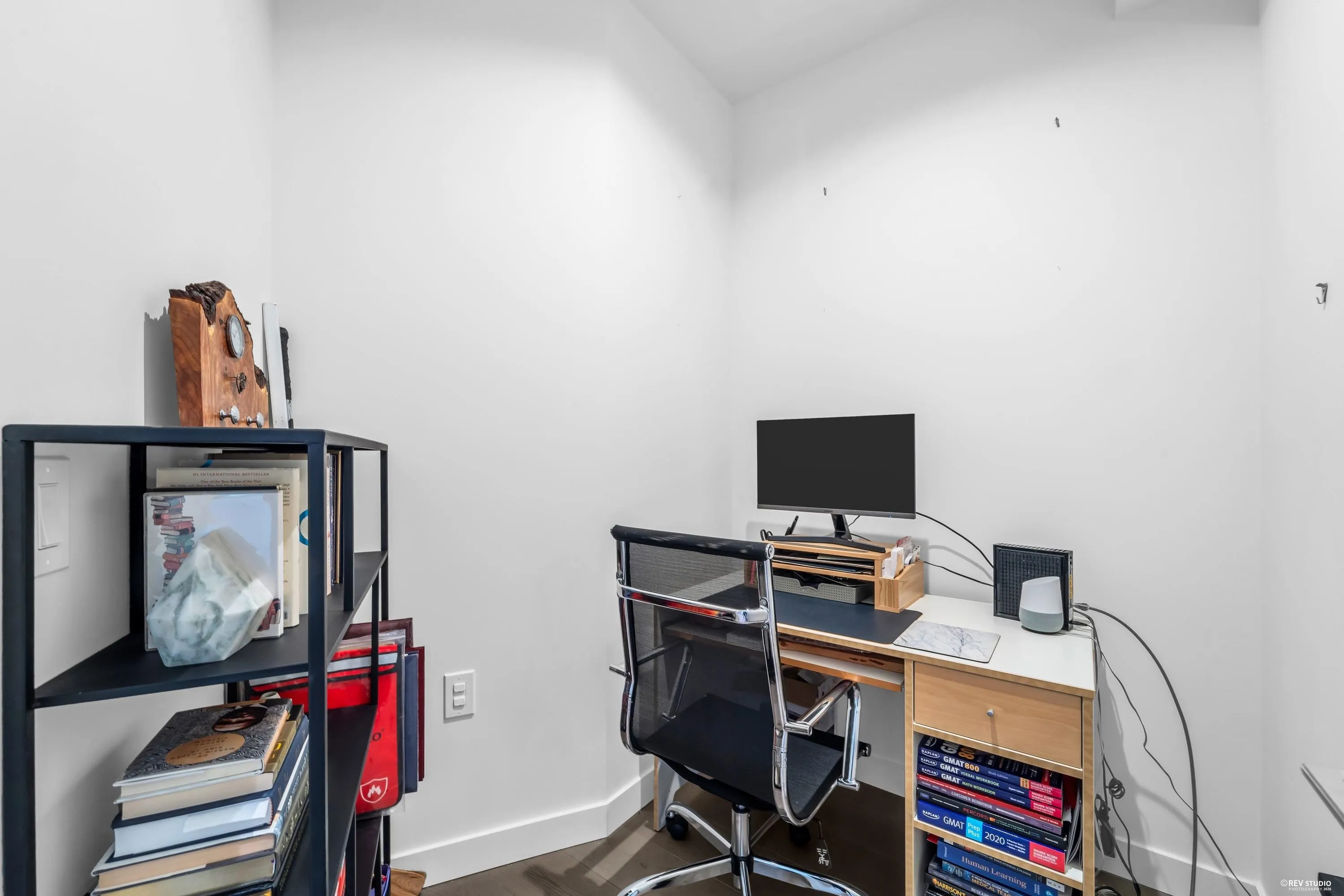 5189 Cambie Street #107