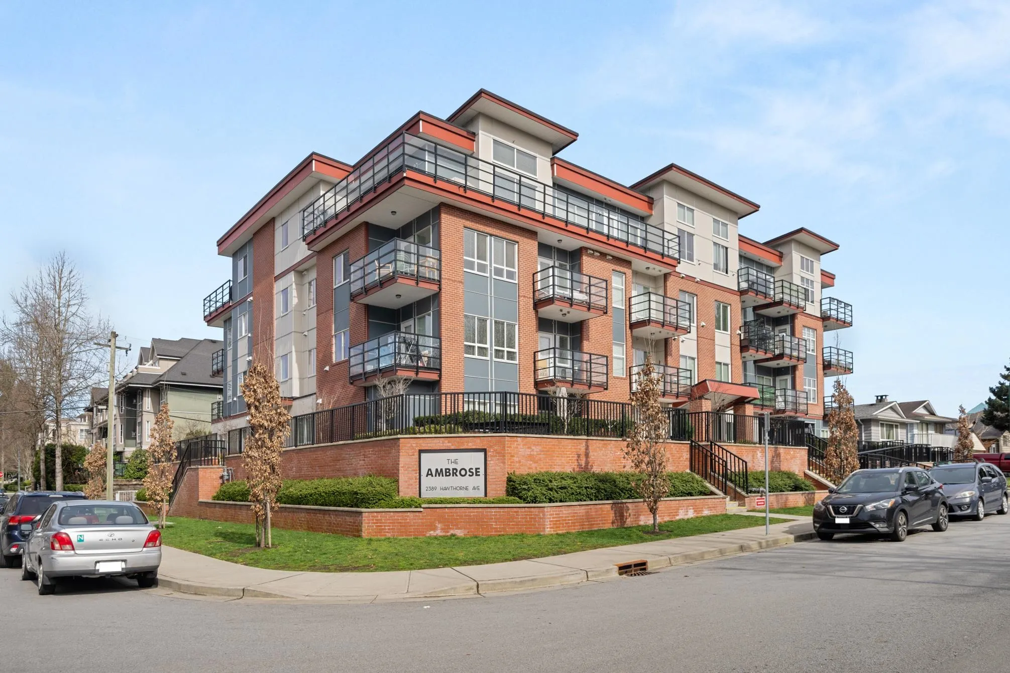 2389 Hawthorne Avenue #206