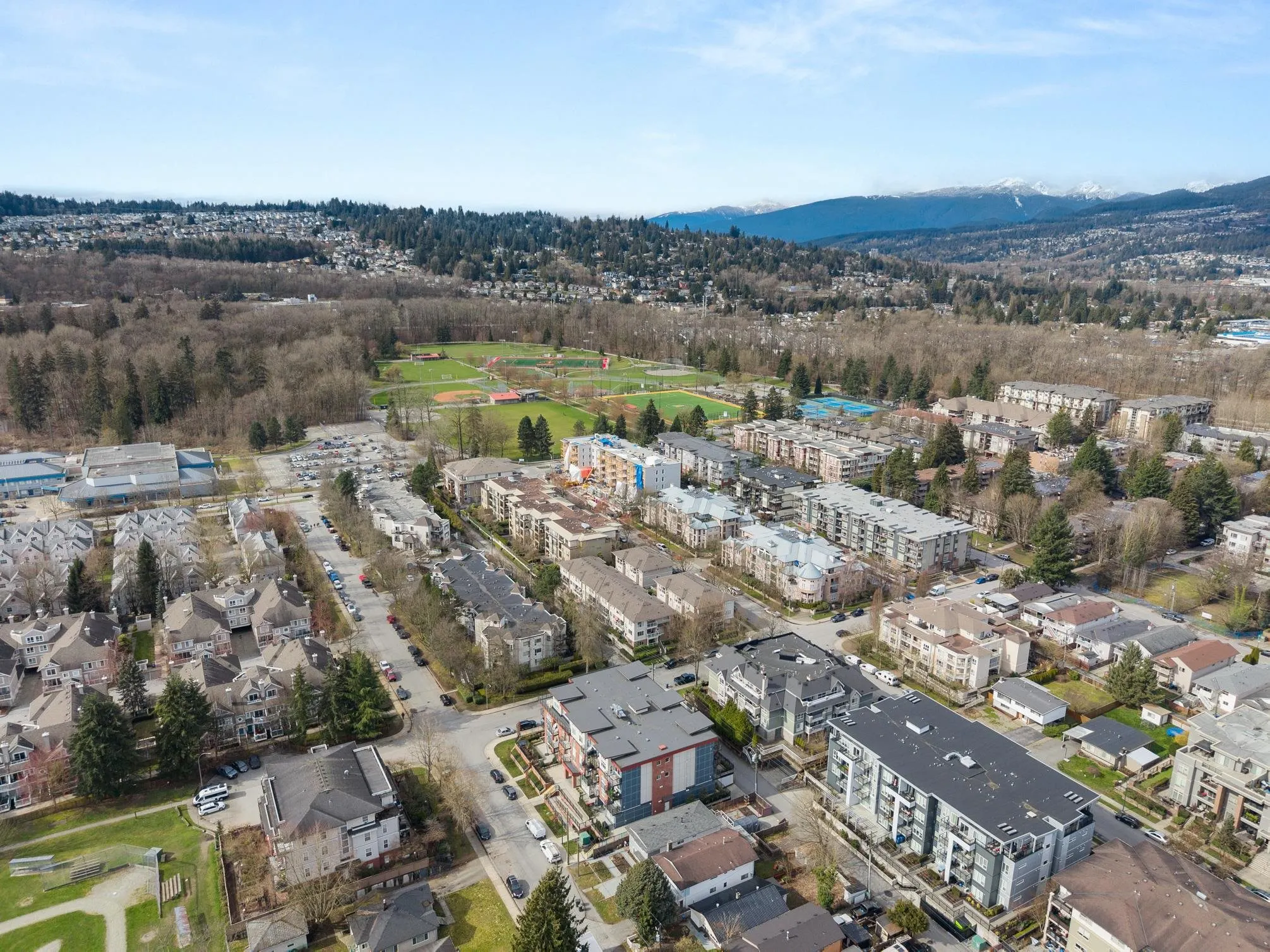 2389 Hawthorne Avenue #206