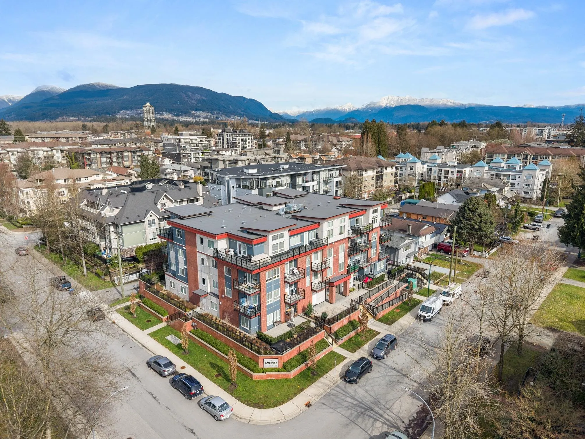 2389 Hawthorne Avenue #206