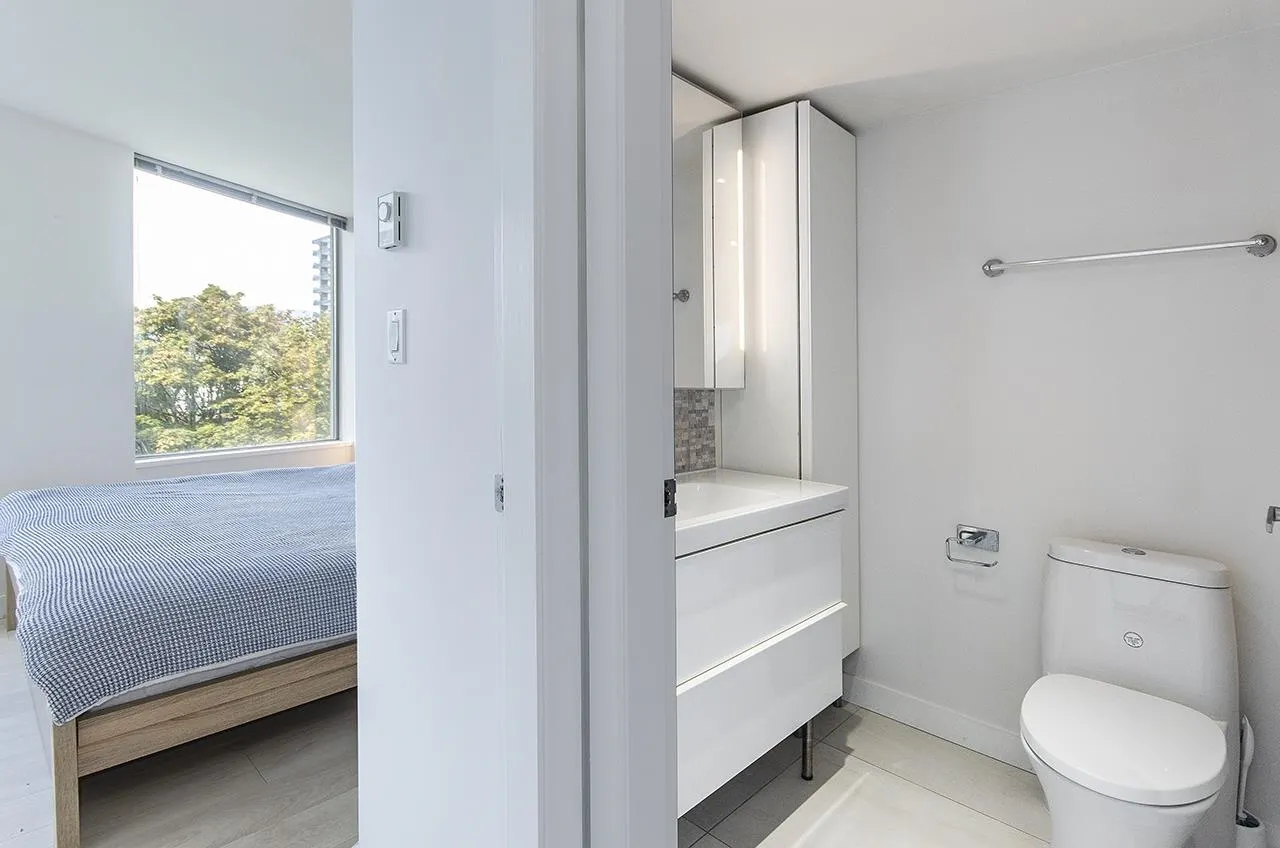 1277 Nelson Street #606