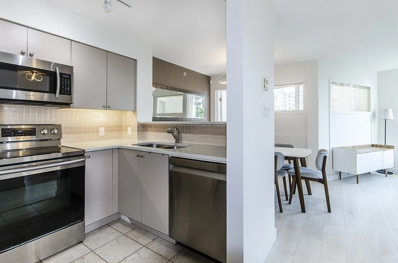 1277 Nelson Street #606