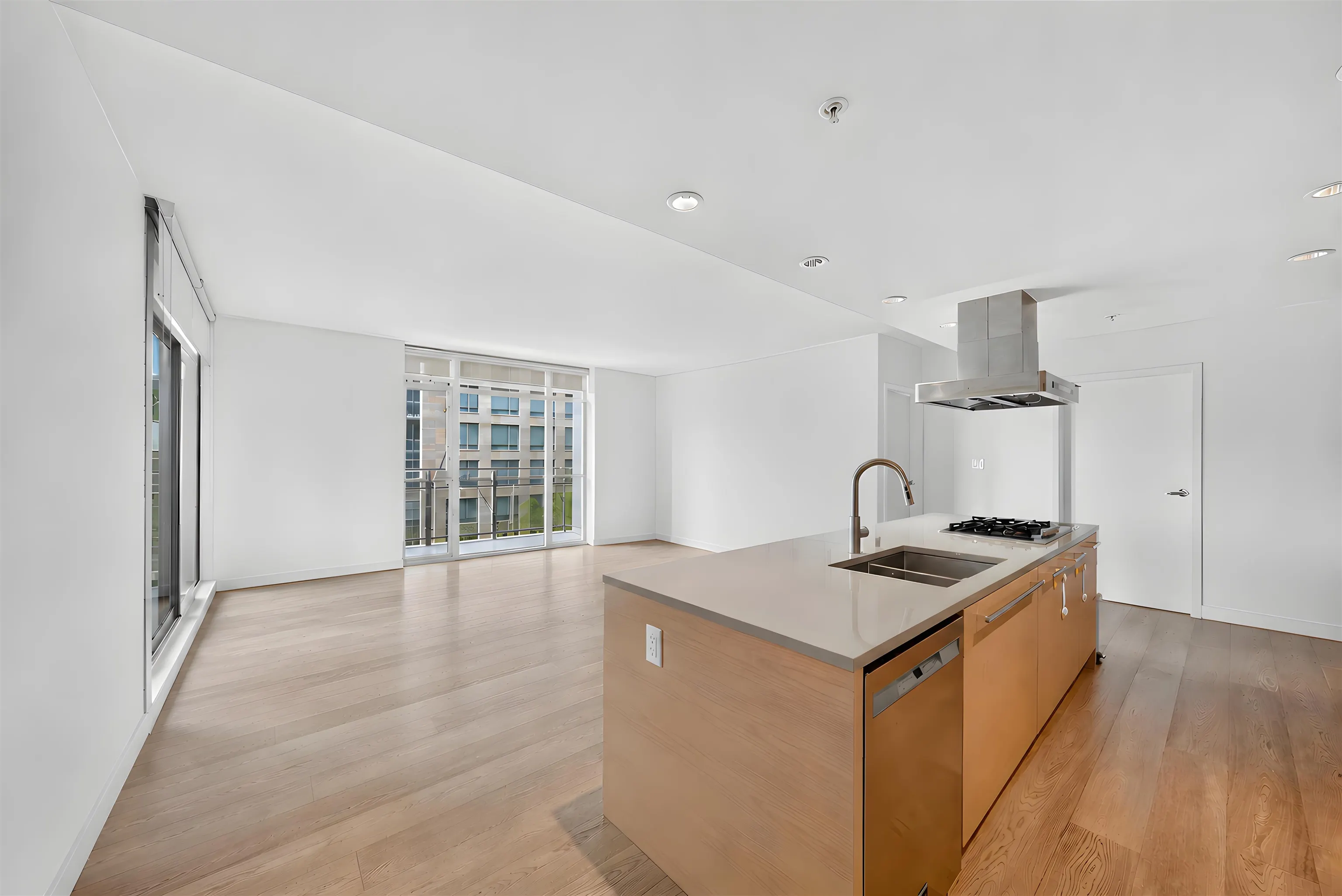 5782 Berton Avenue #502