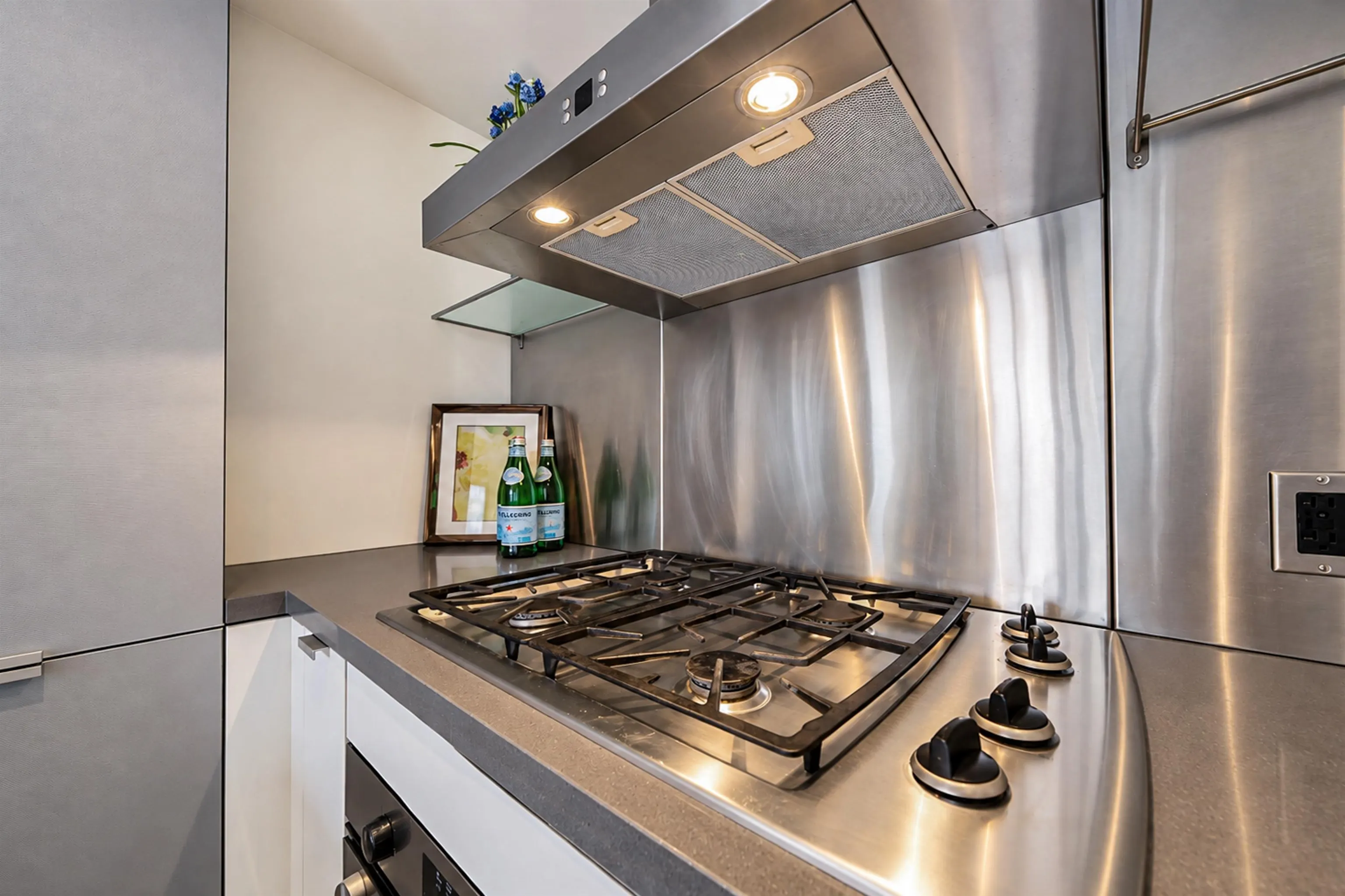 788 Richards Street #1703