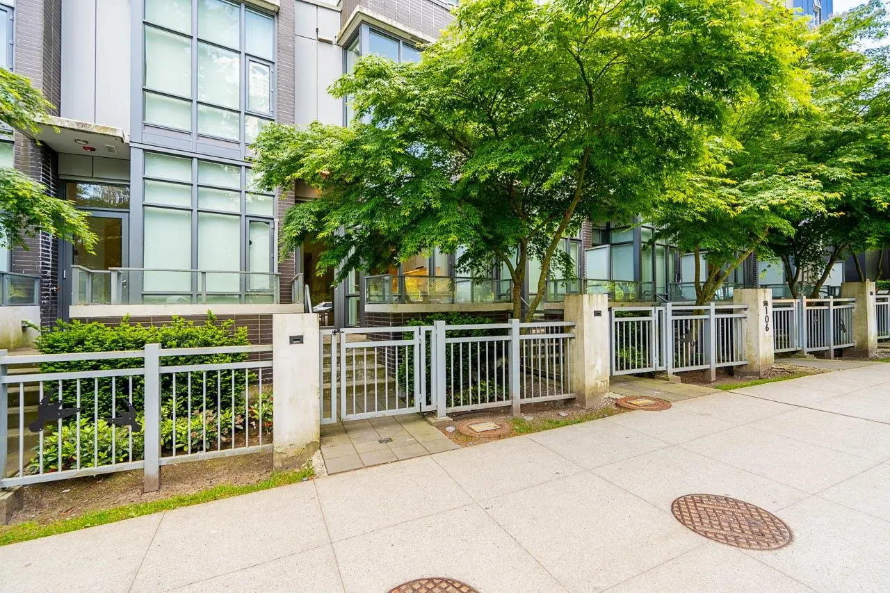 13438 Central Avenue #TH103