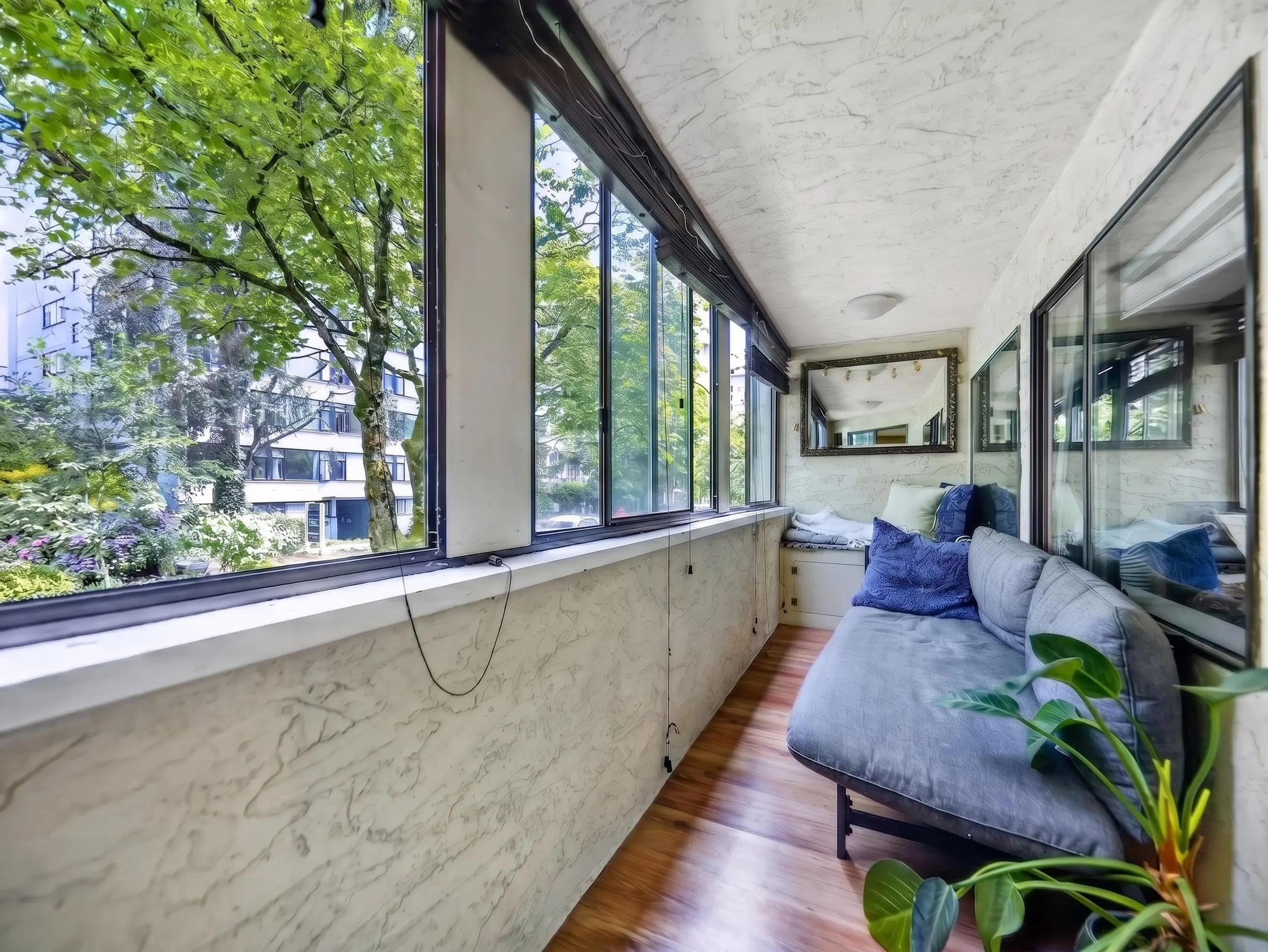 936 Bute Street #202