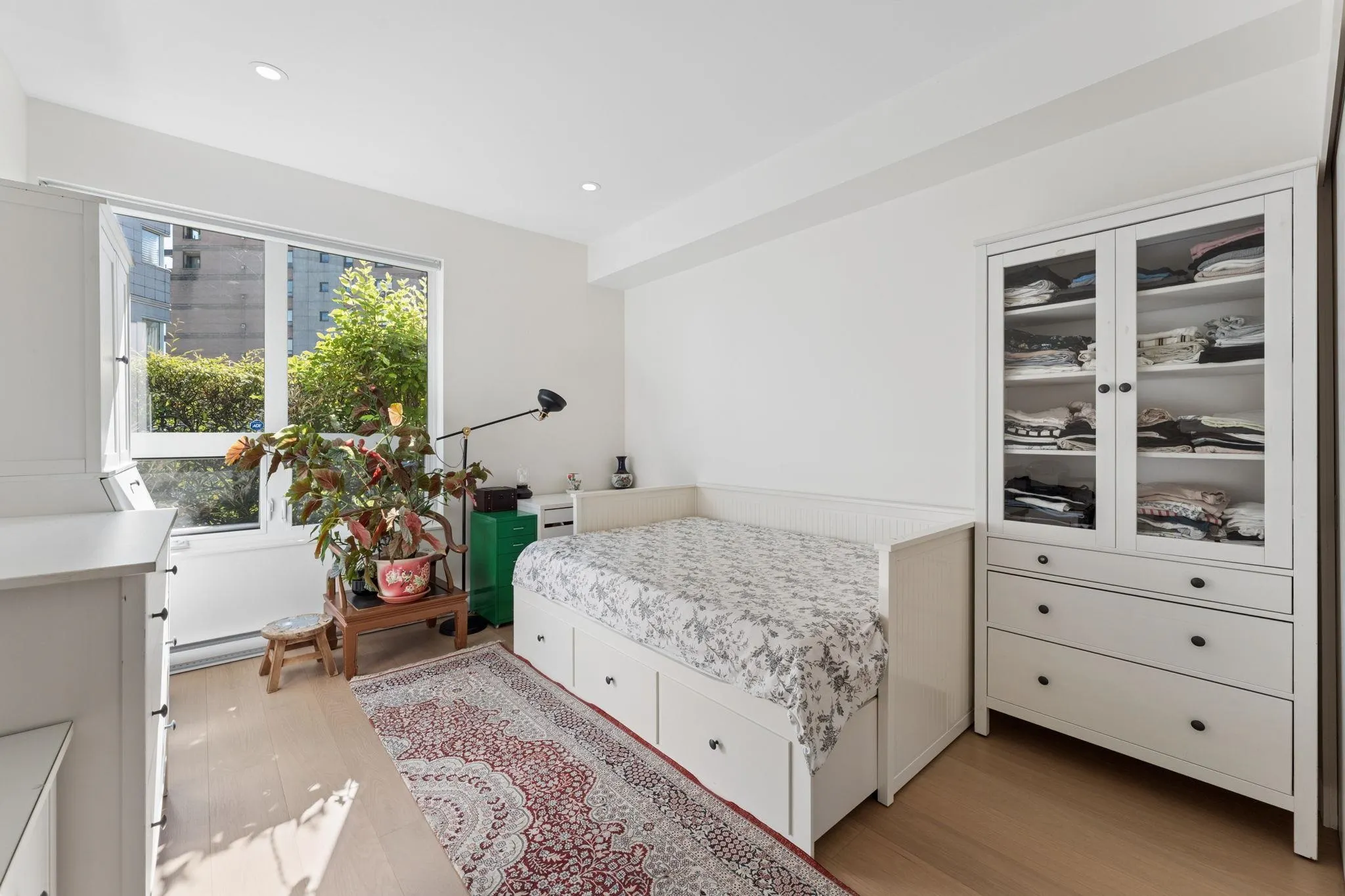 2242 Marine Drive #101