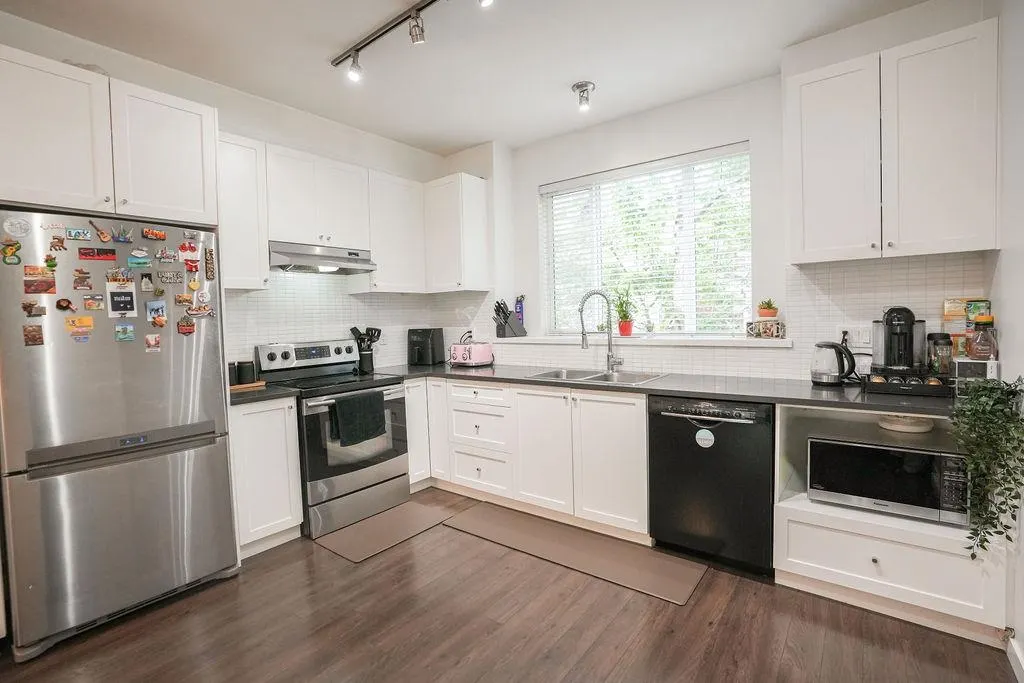14955 60 Avenue #20