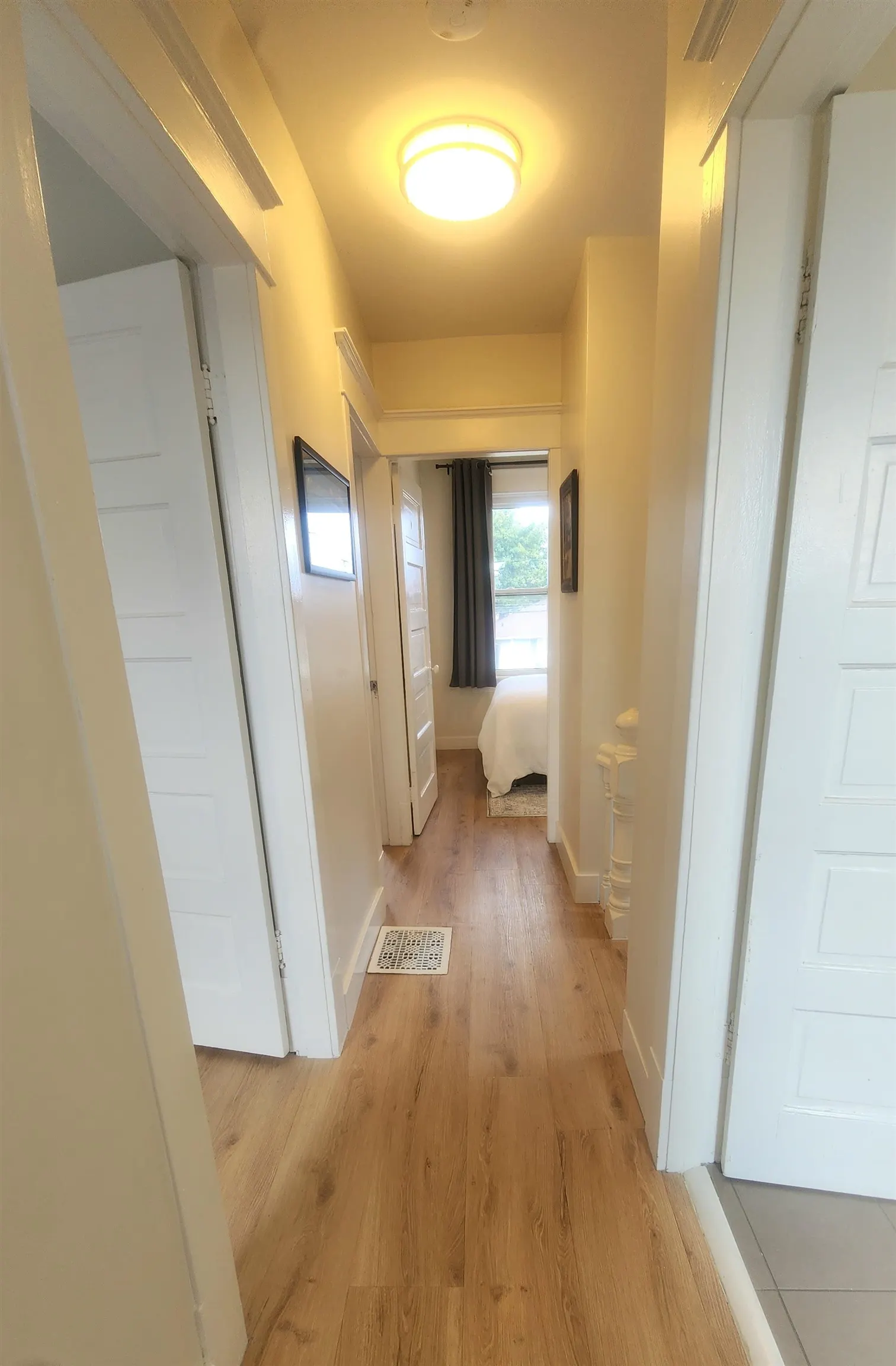178 E King Edward Avenue