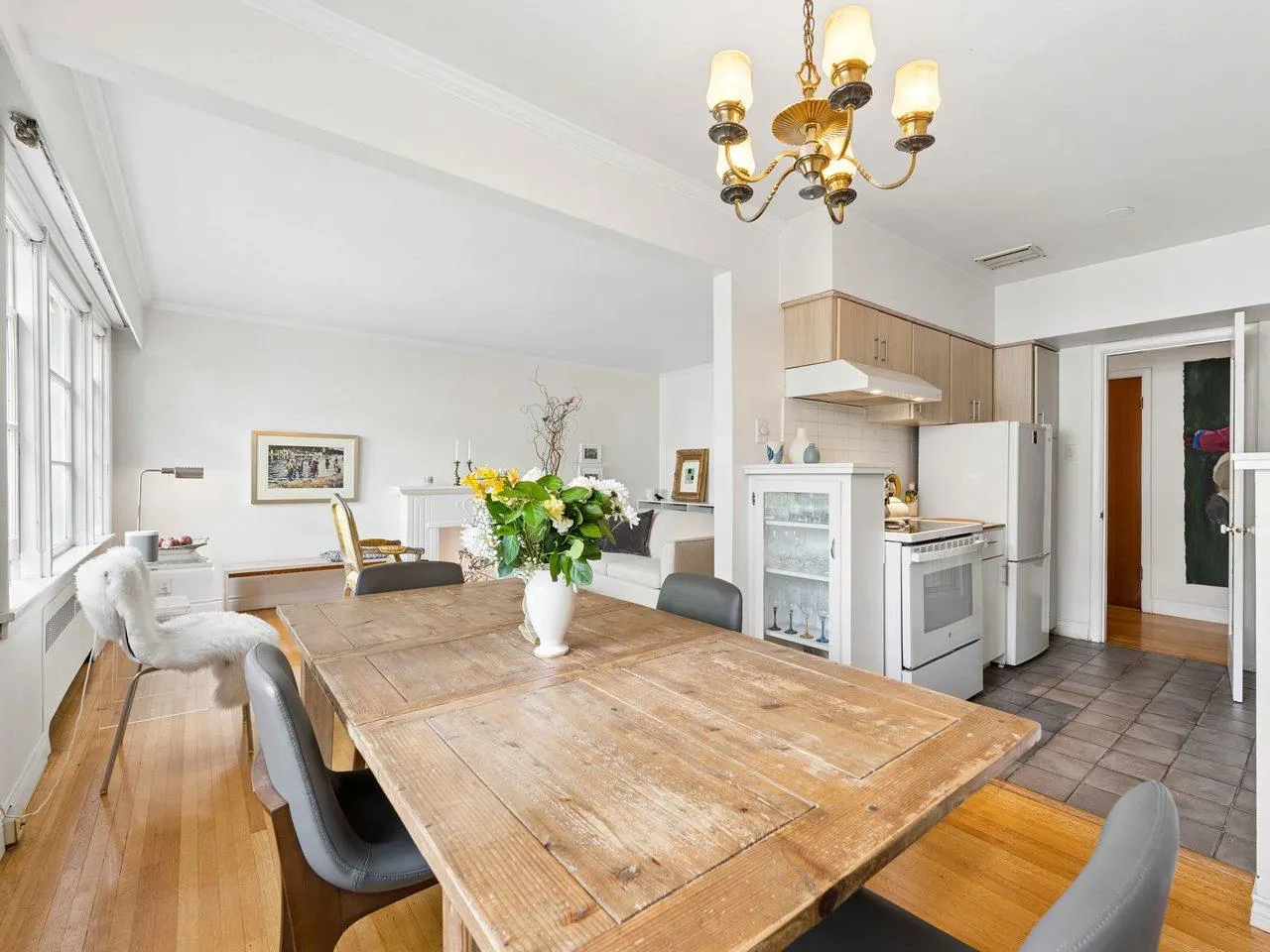 1246 Cardero Street #304