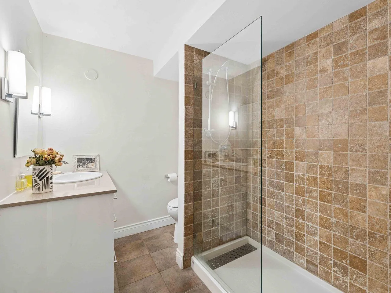 1246 Cardero Street #304