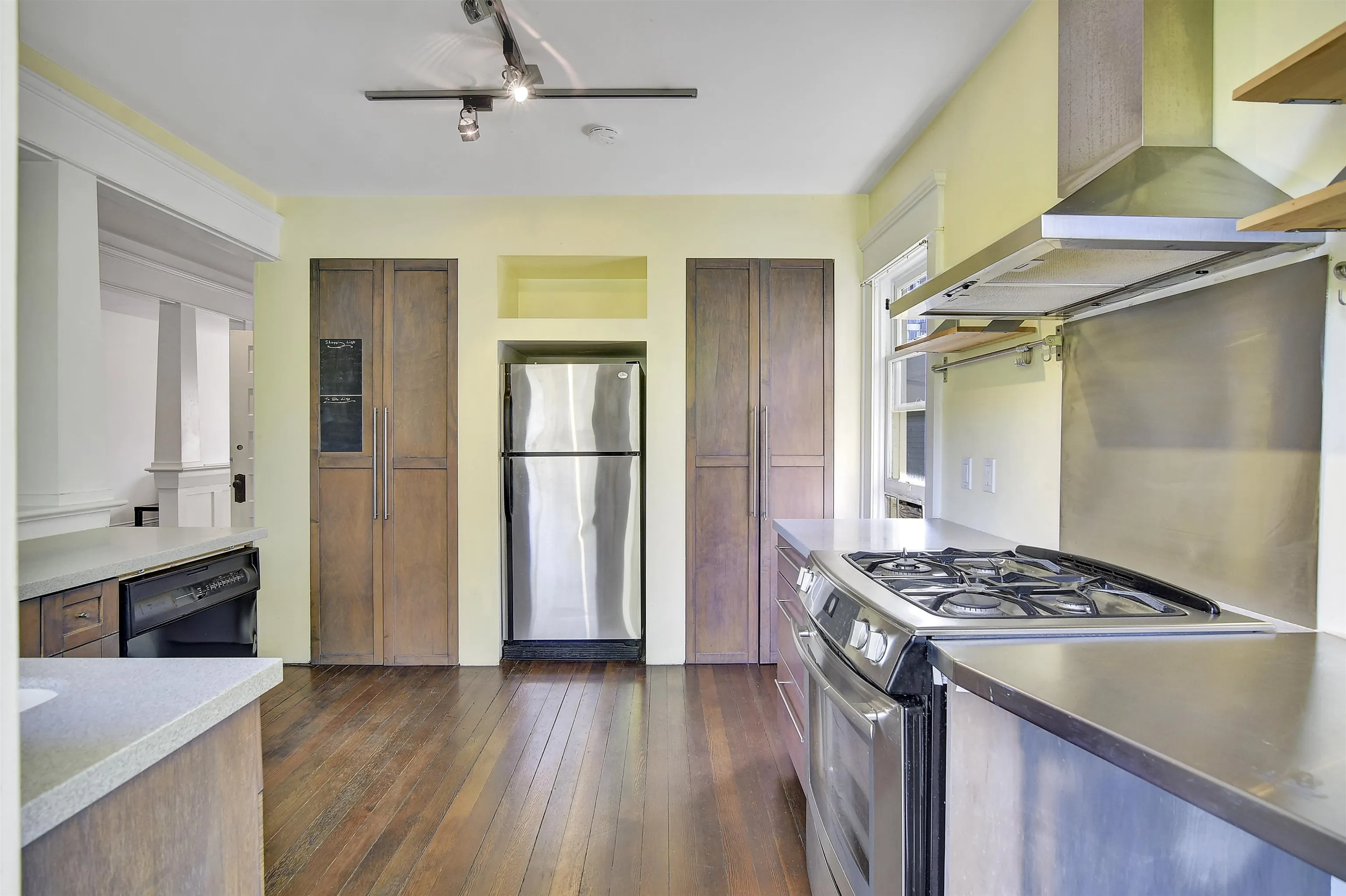 1517 Comox Street #2