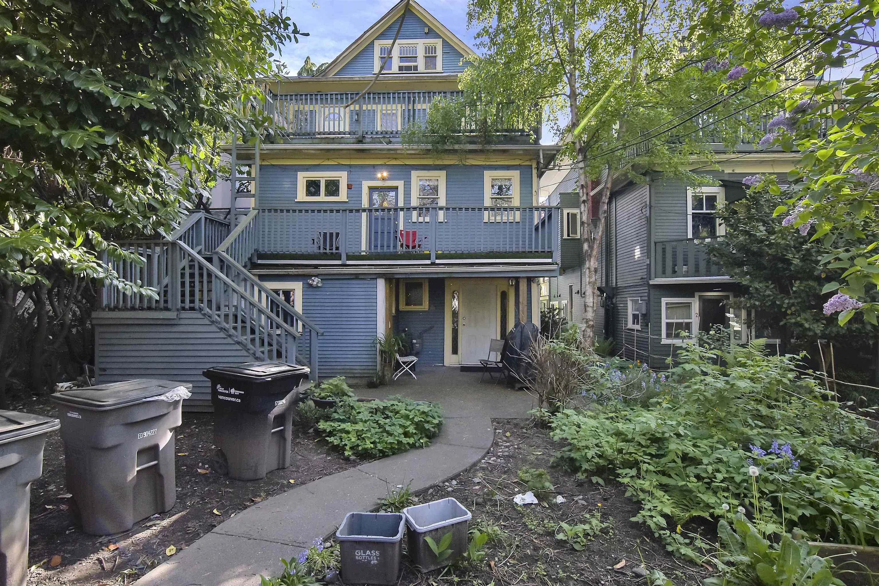 1517 Comox Street #2