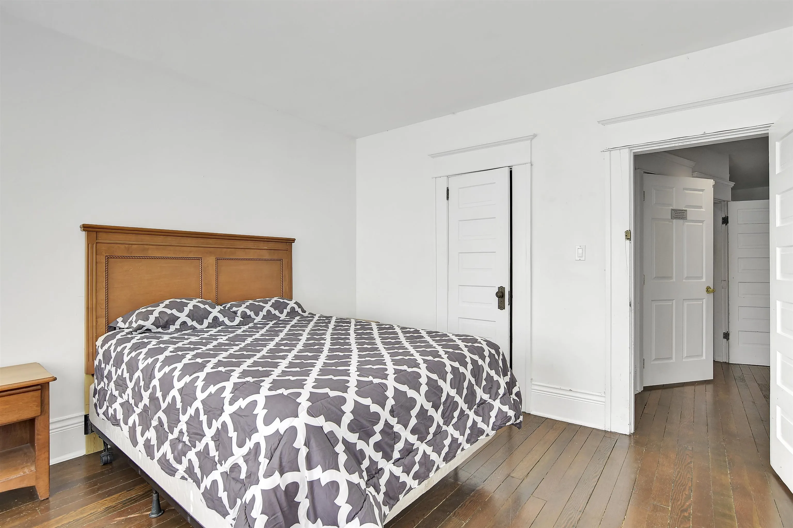 1517 Comox Street #2