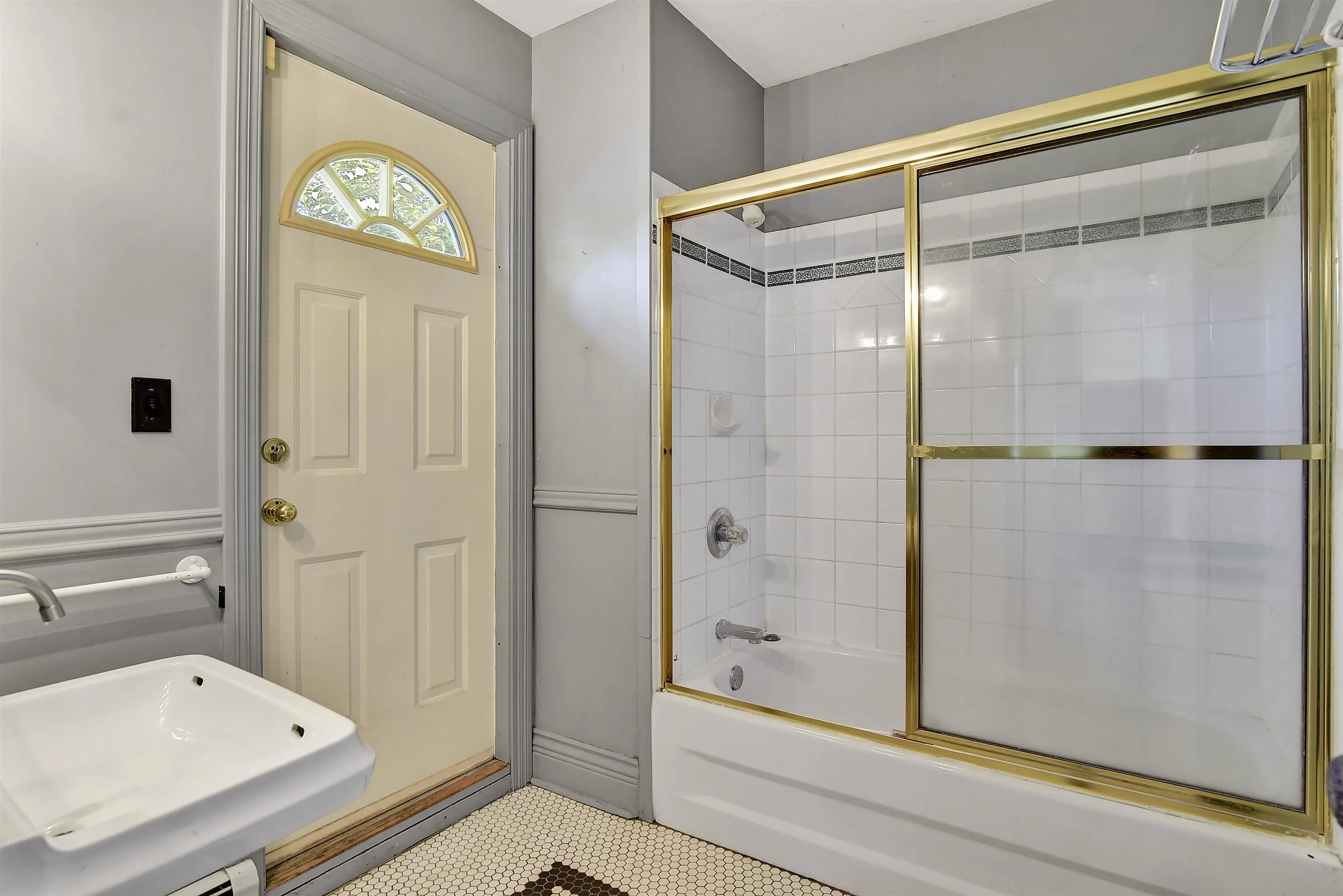 1517 Comox Street #2
