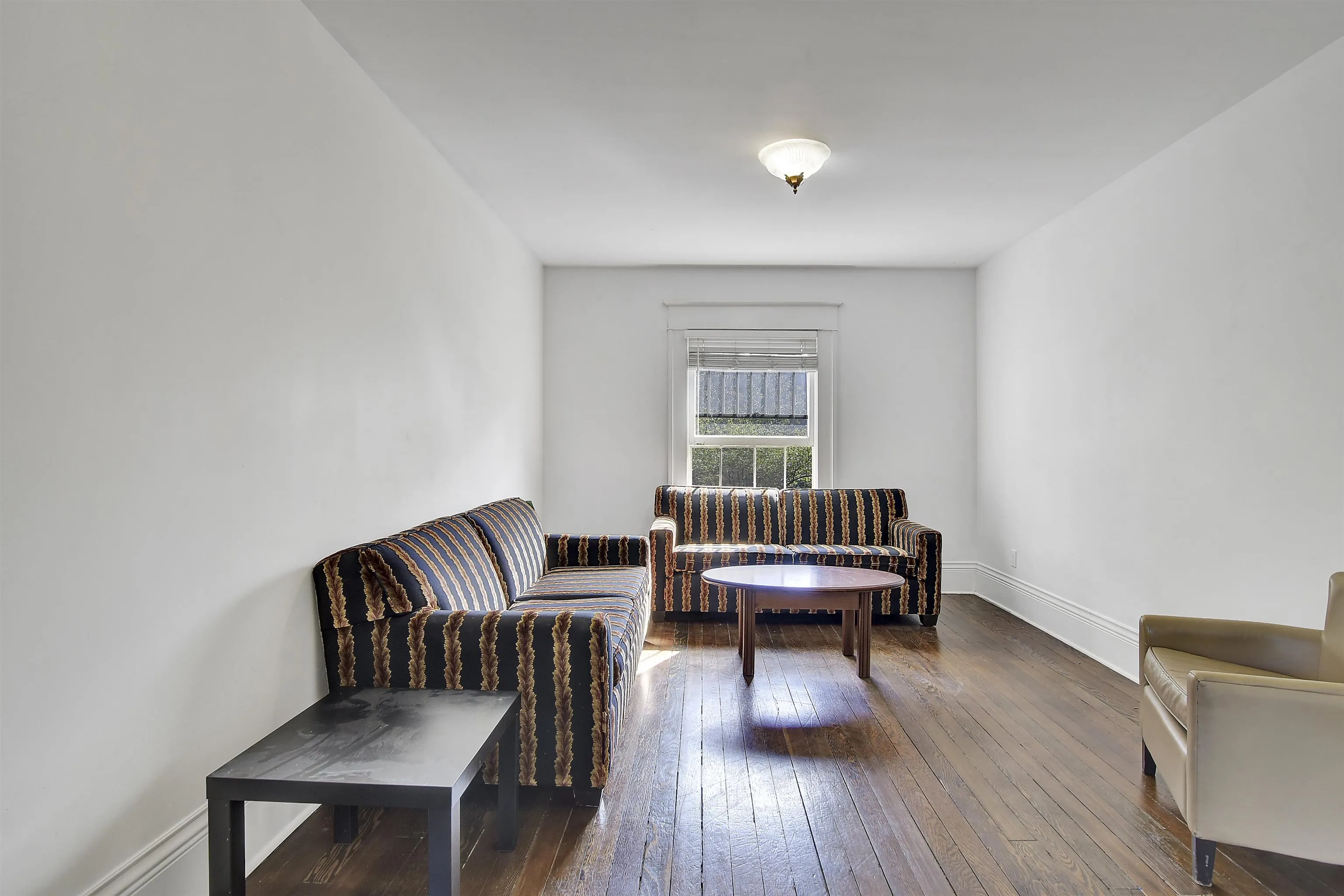 1517 Comox Street #2