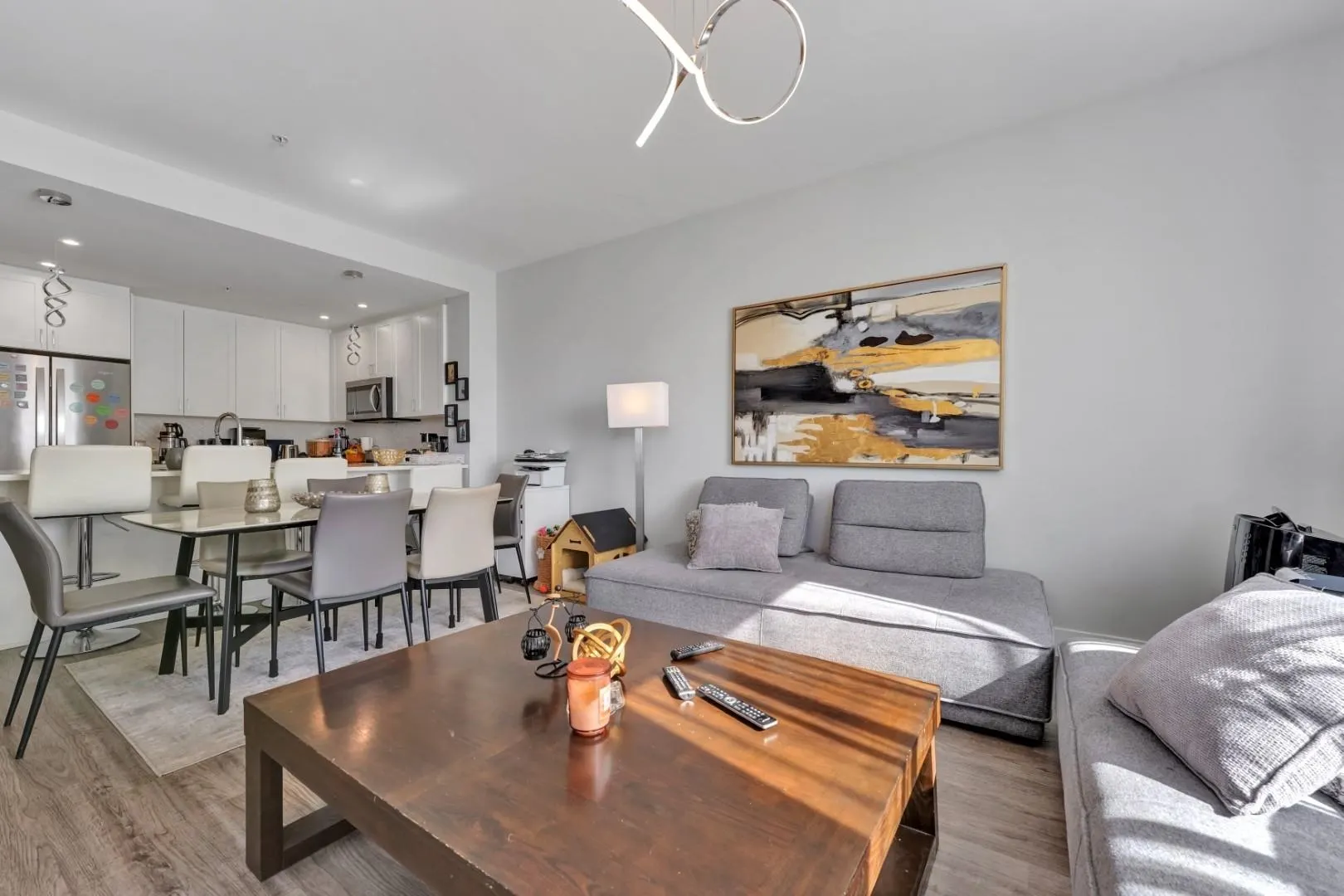 2180 Kelly Avenue #3415
