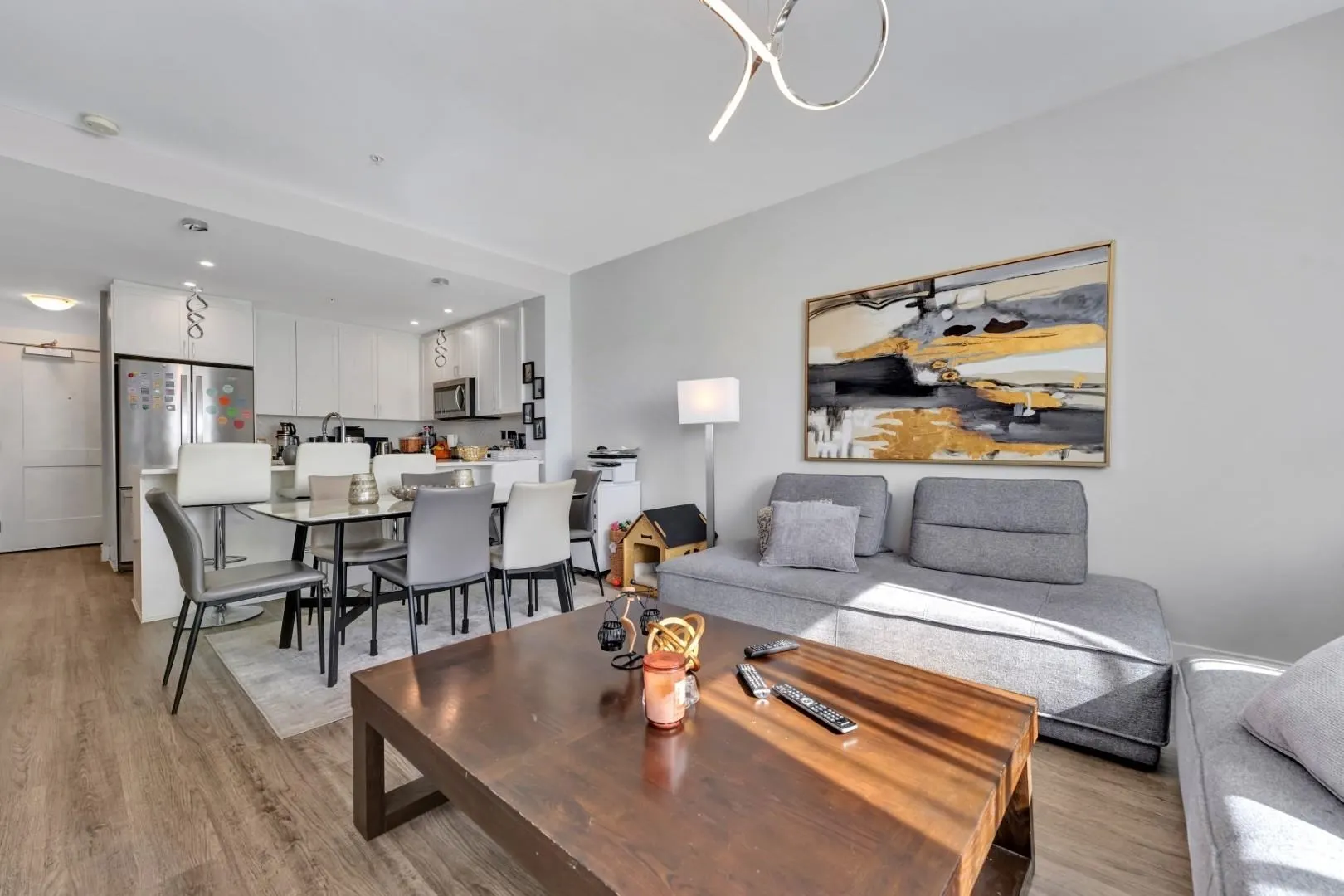 2180 Kelly Avenue #3415