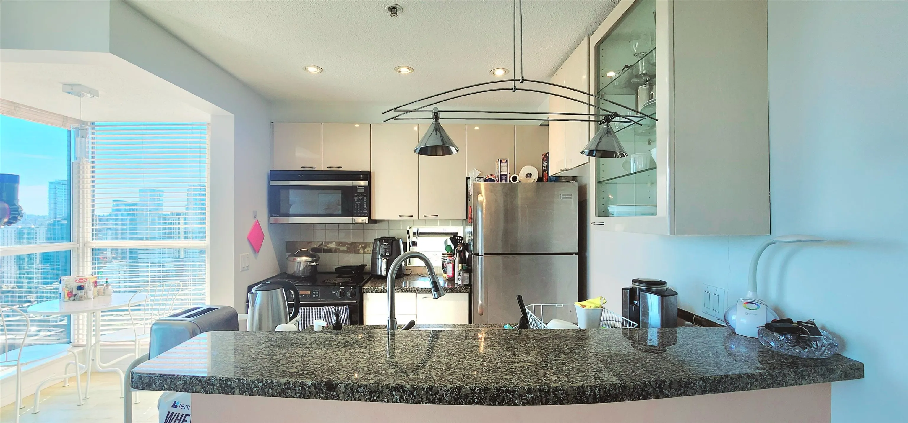 1068 Hornby Street #2909