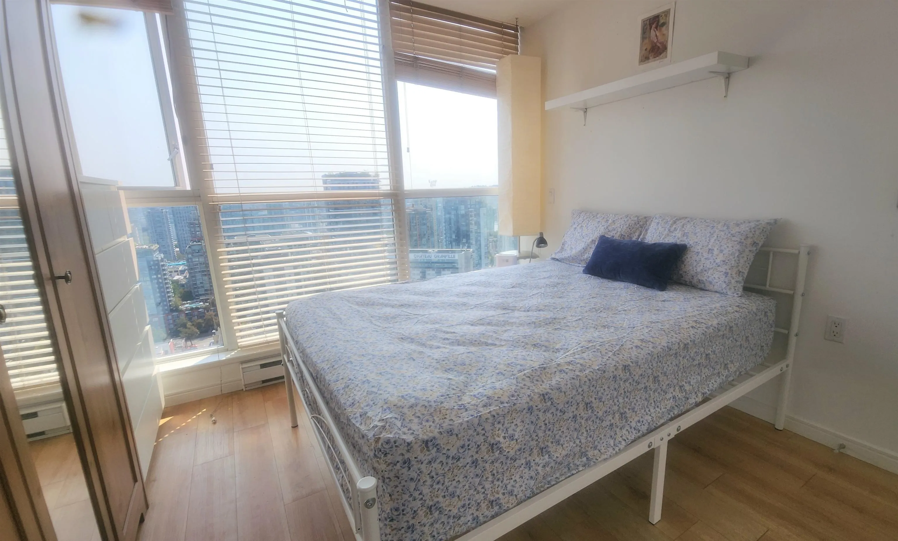 1068 Hornby Street #2909