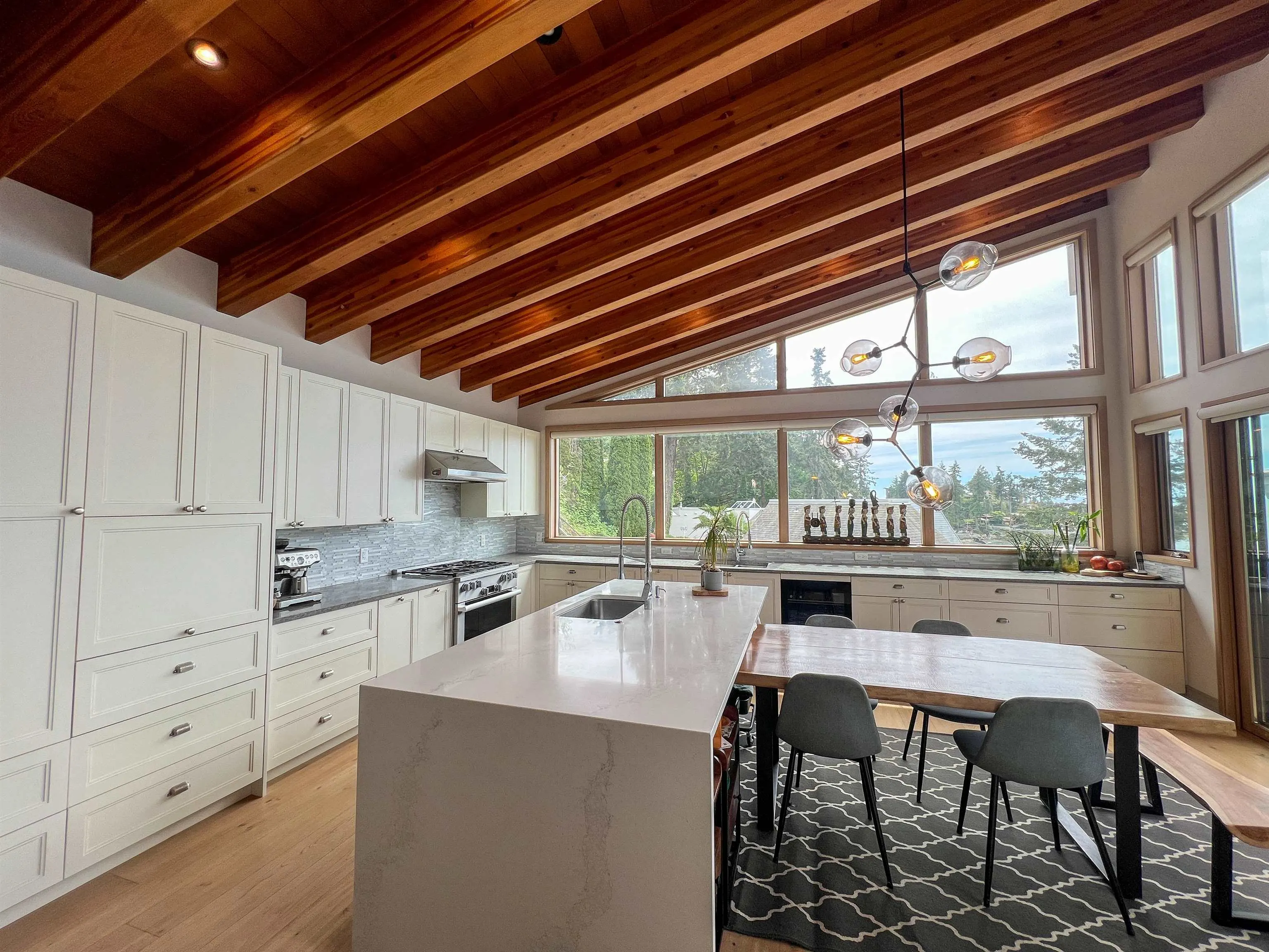 55xx Parthenon Place