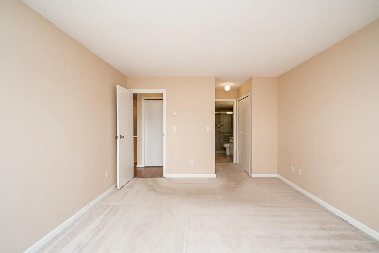 17695 58 Avenue #102