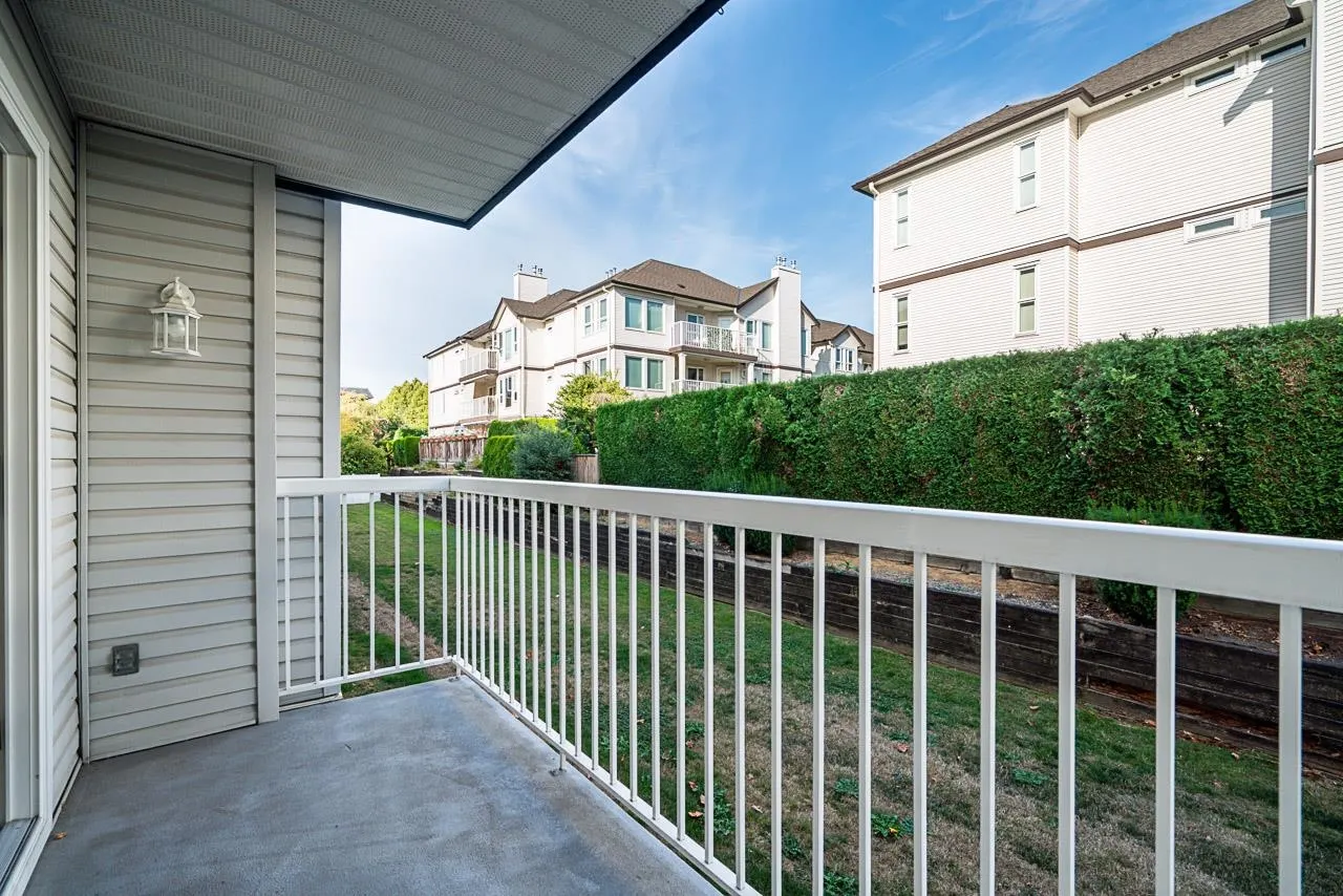 17695 58 Avenue #102