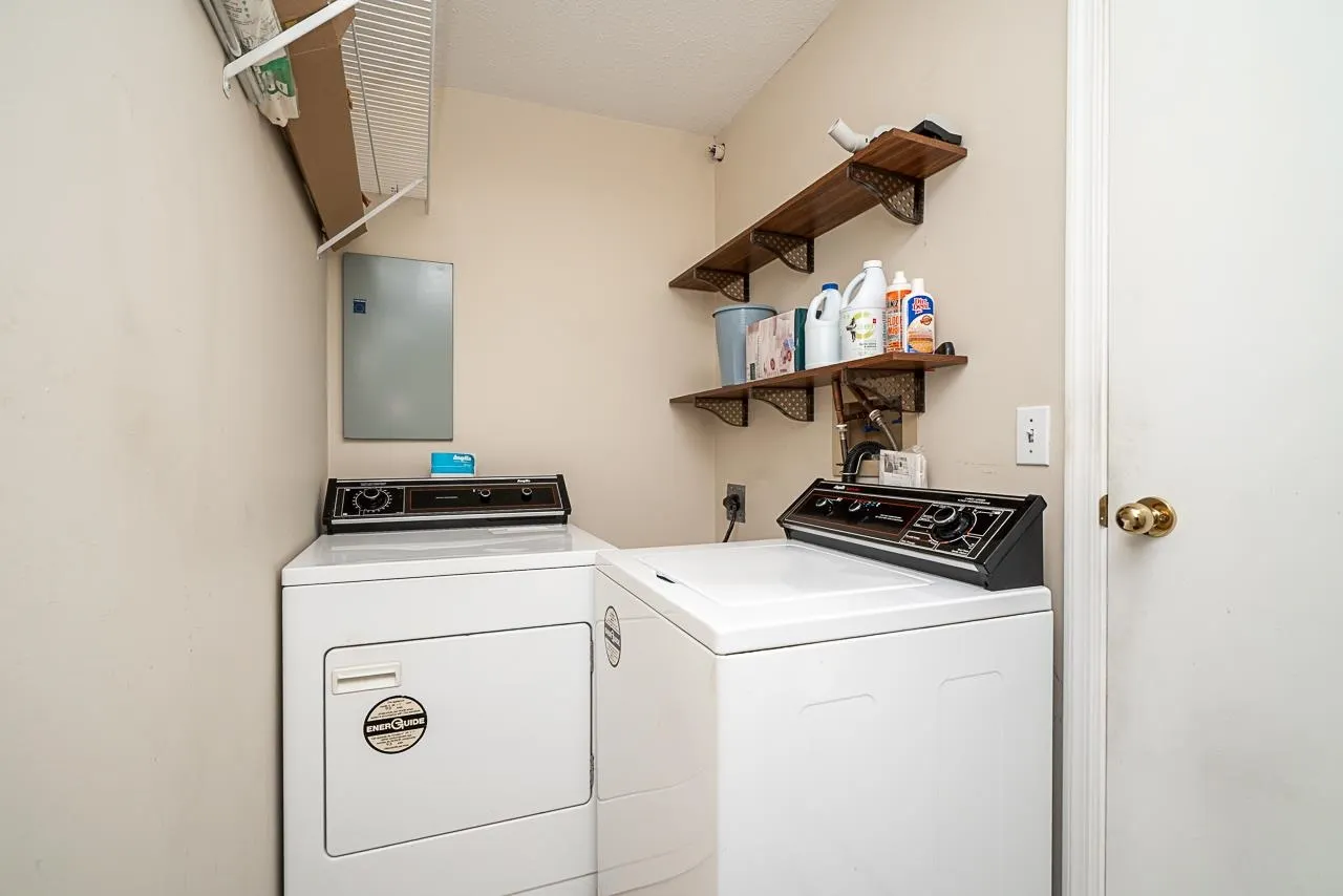 17695 58 Avenue #102