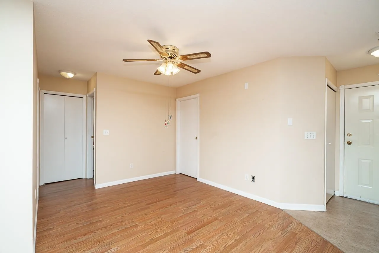 17695 58 Avenue #102