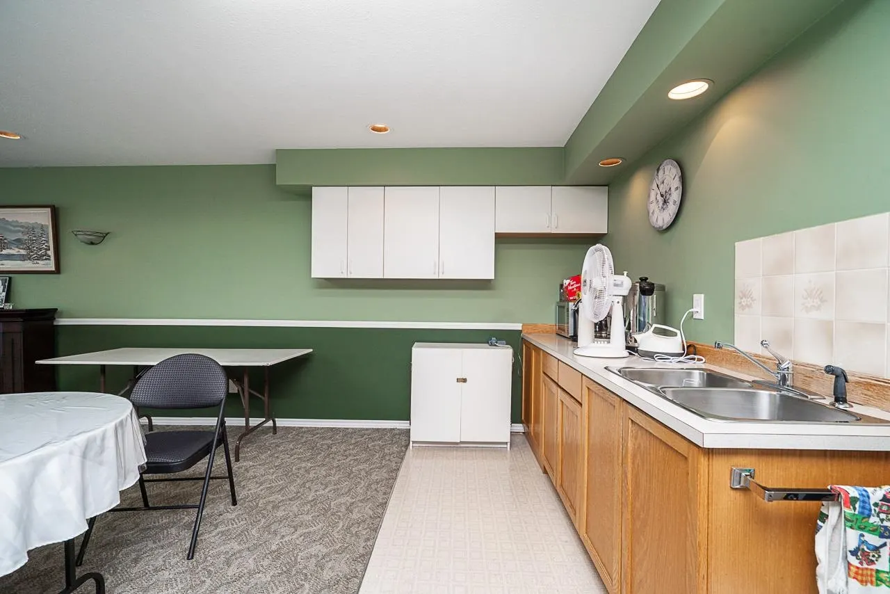 17695 58 Avenue #102