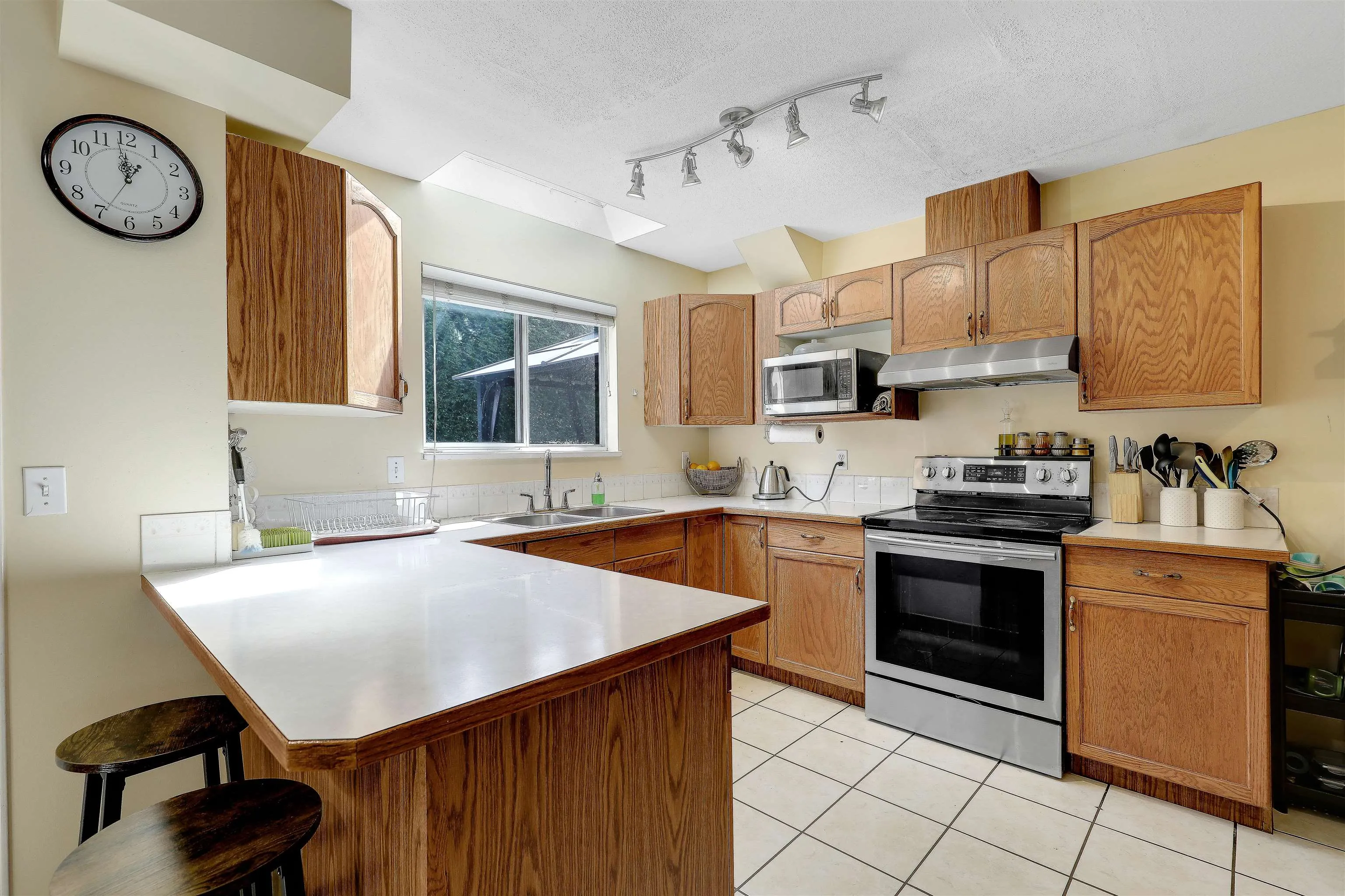 15501 89a Avenue #116