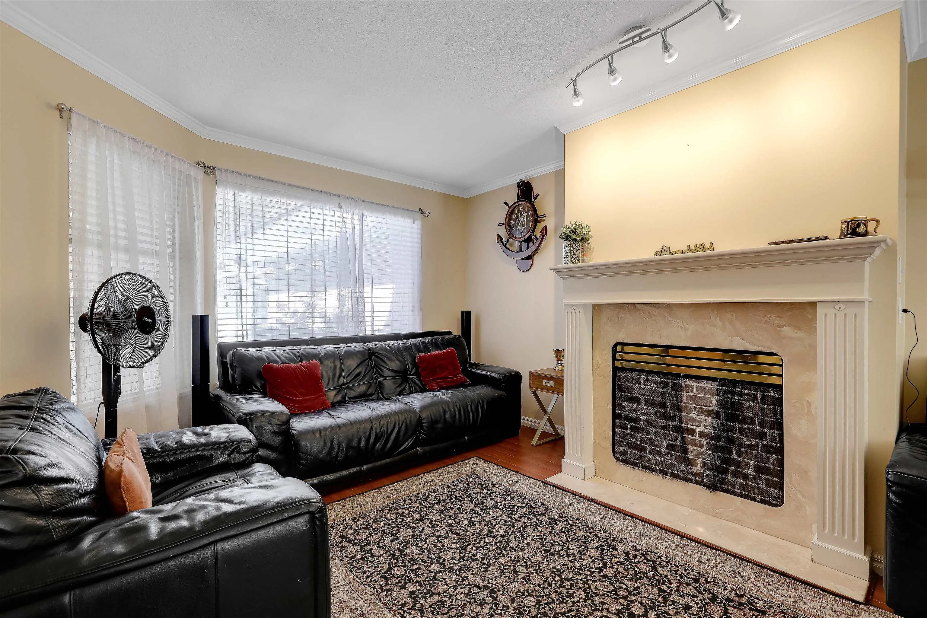 15501 89a Avenue #116