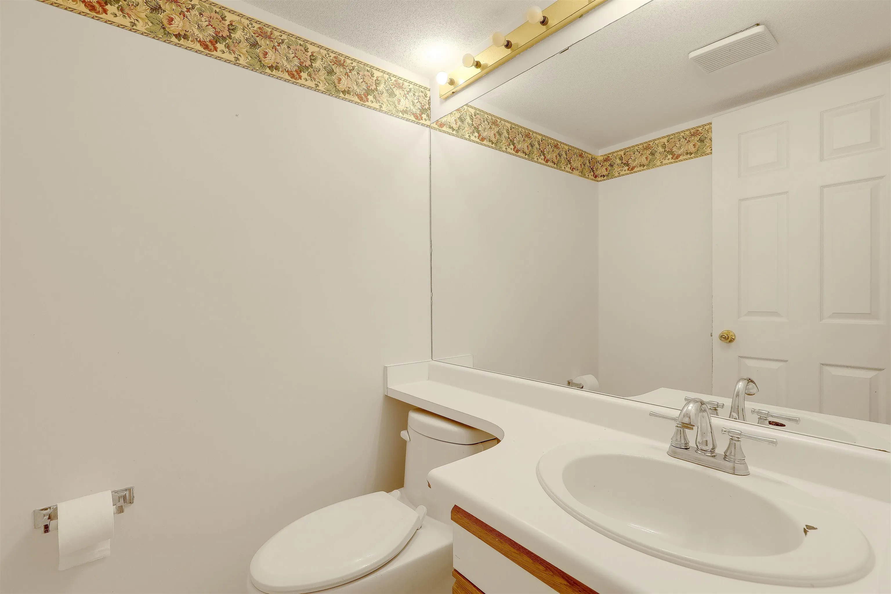 15501 89a Avenue #116