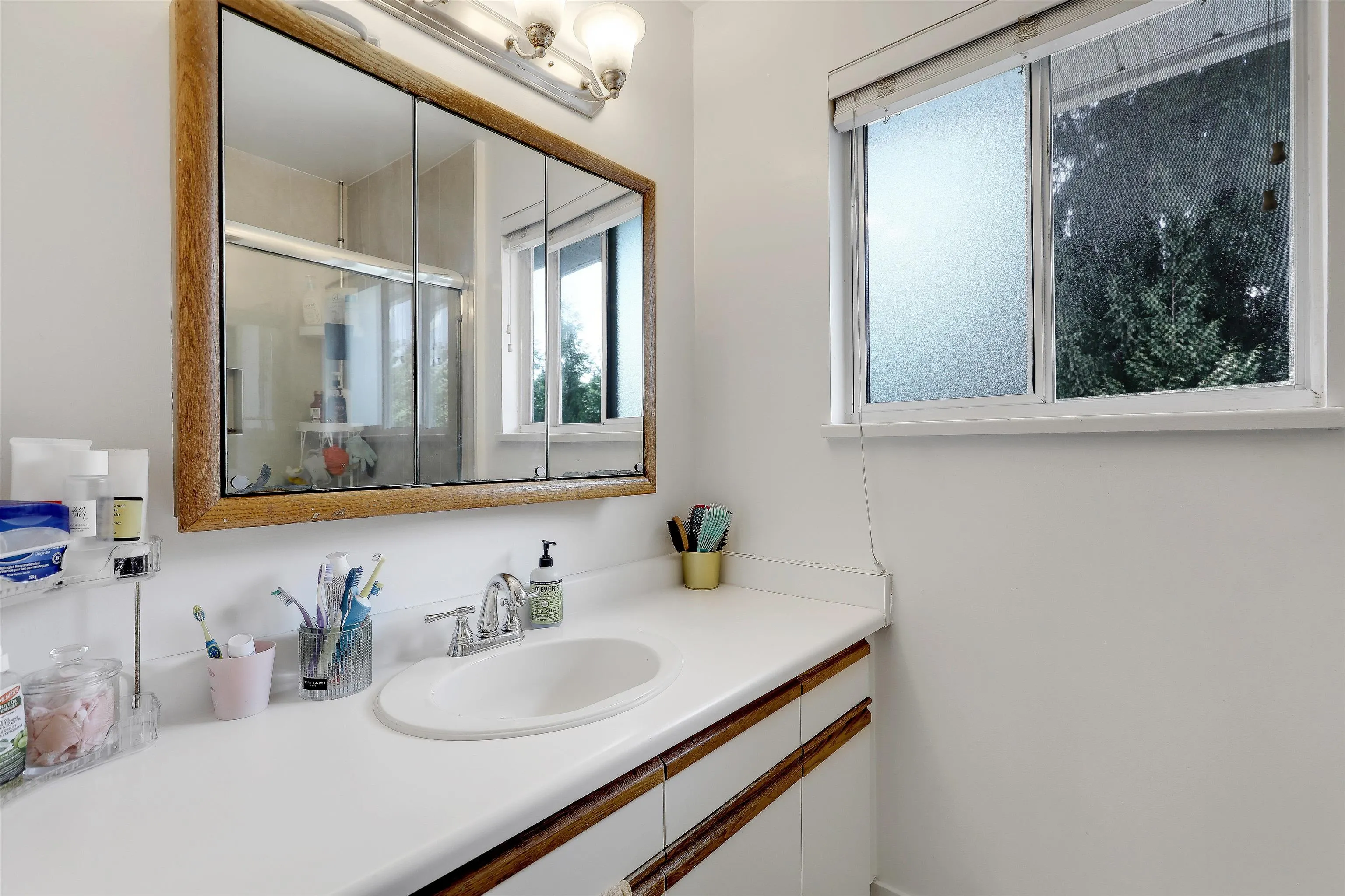 15501 89a Avenue #116