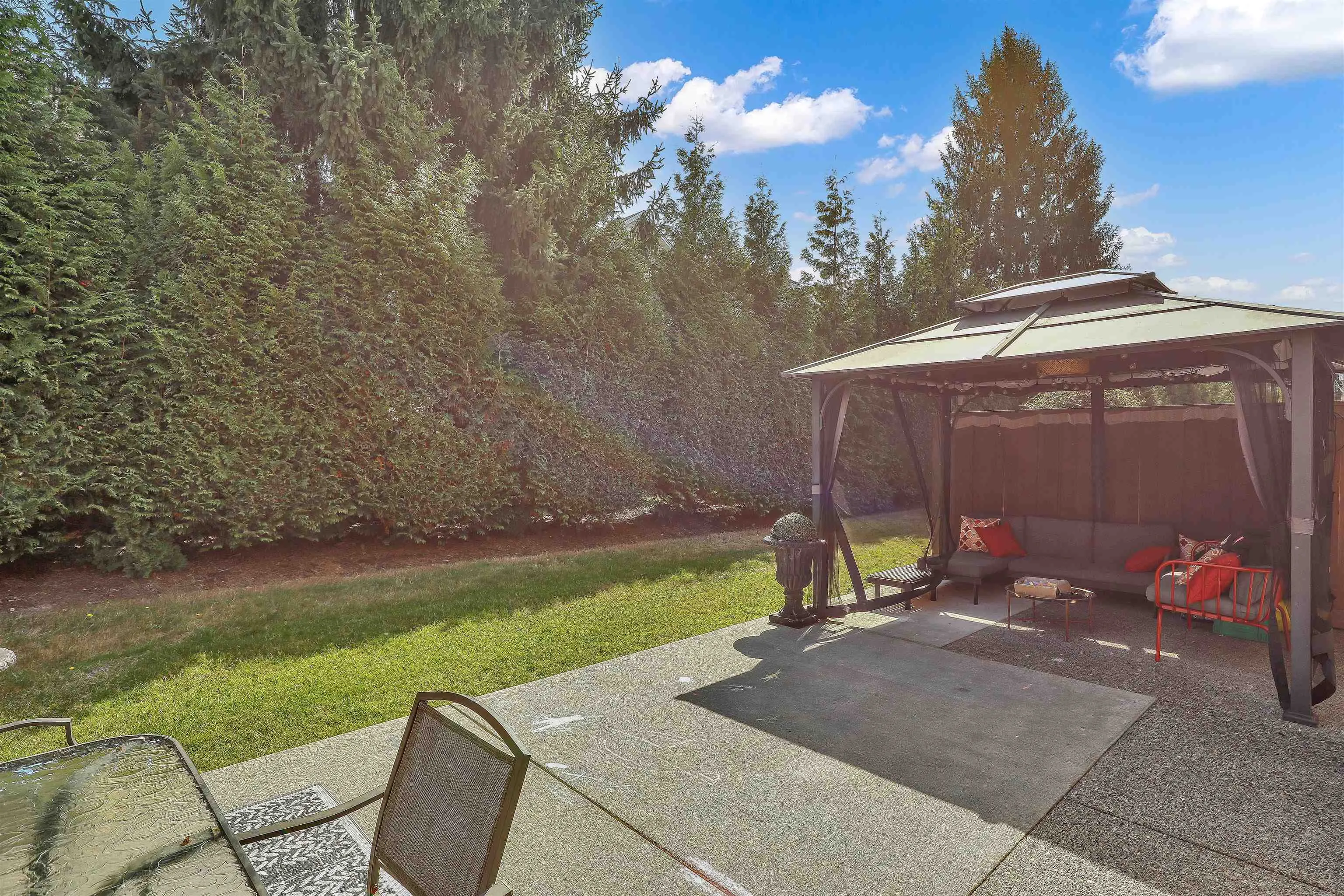 15501 89a Avenue #116