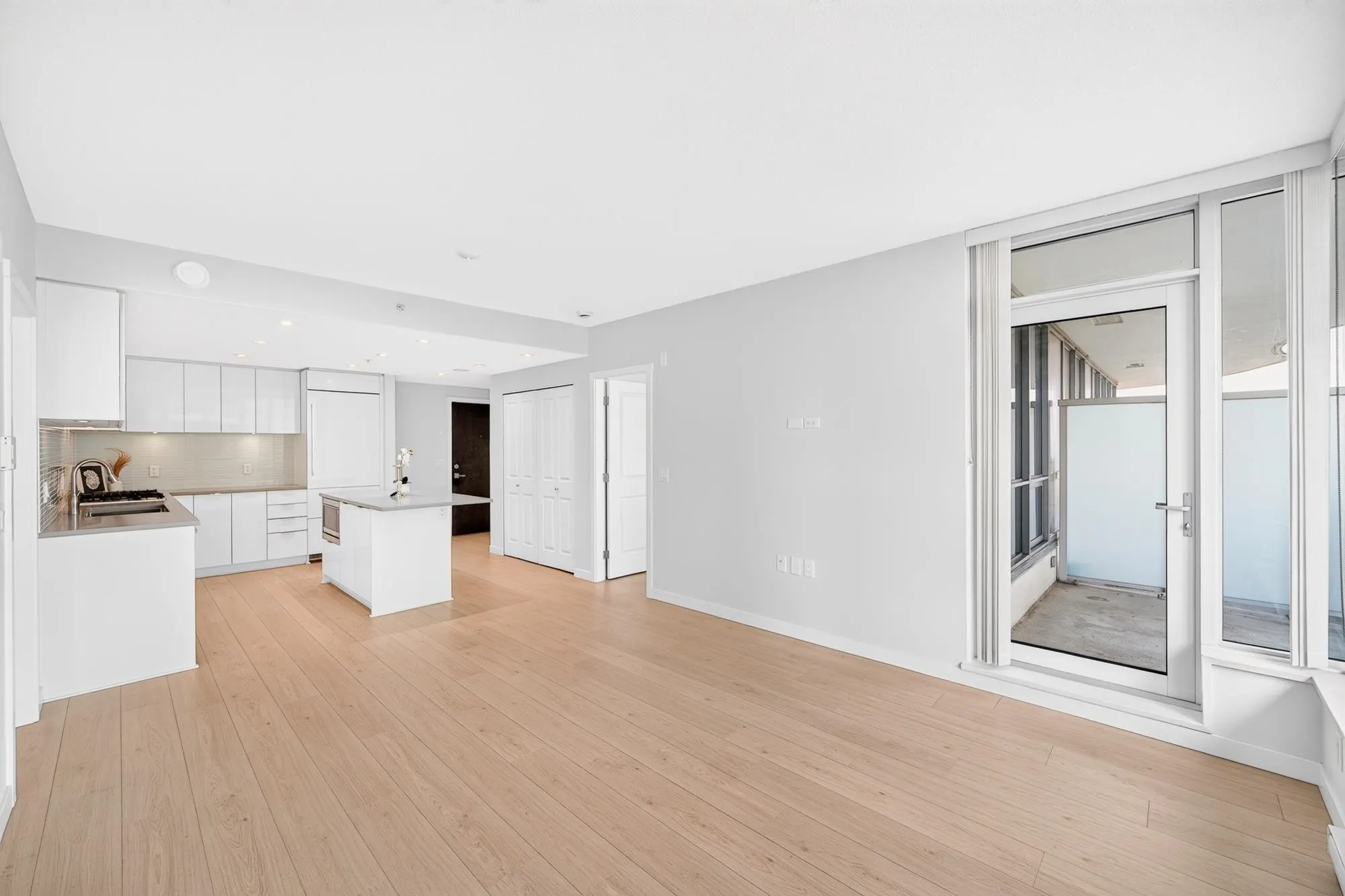 6638 Dunblane Avenue #1408