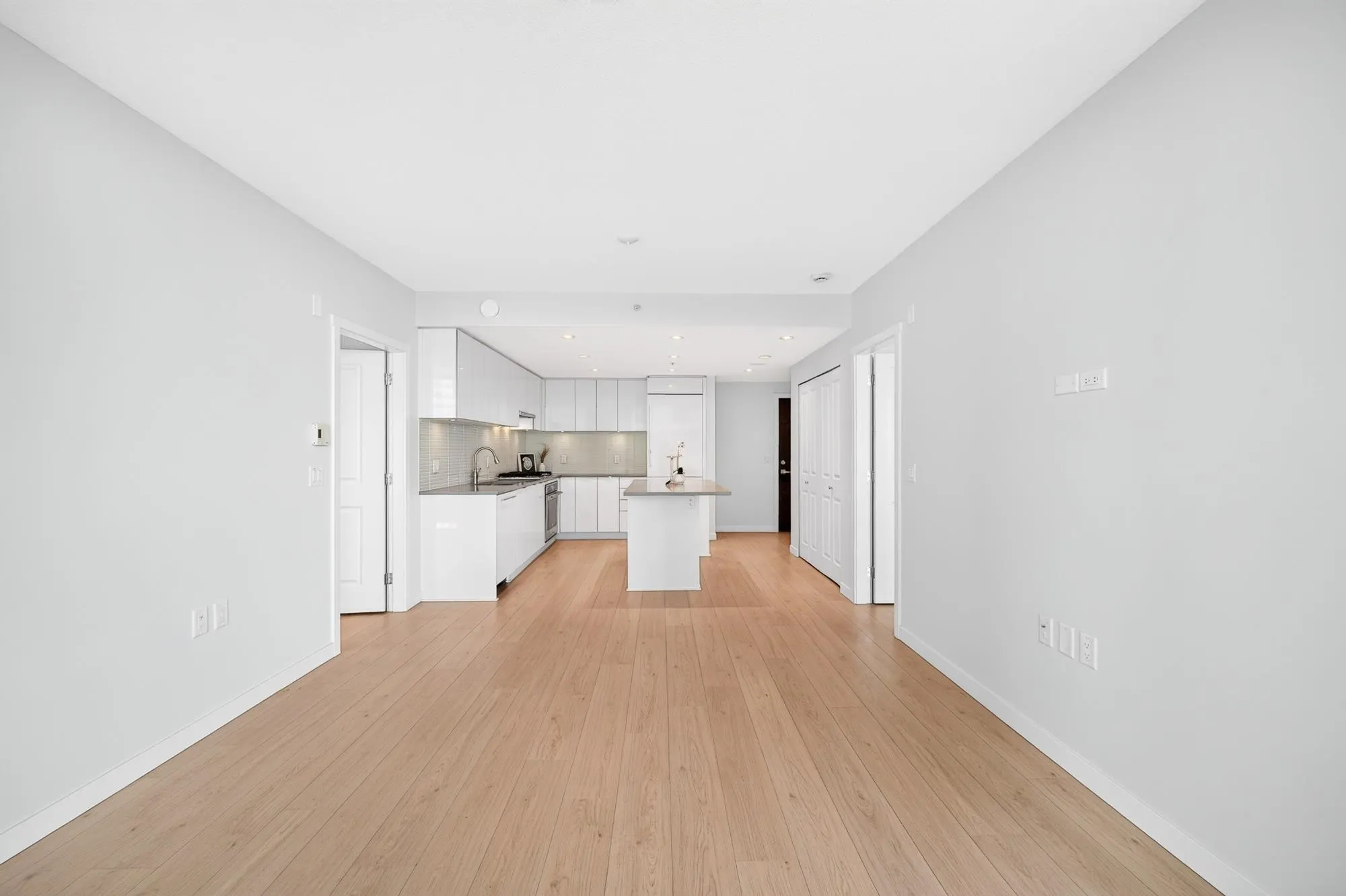 6638 Dunblane Avenue #1408