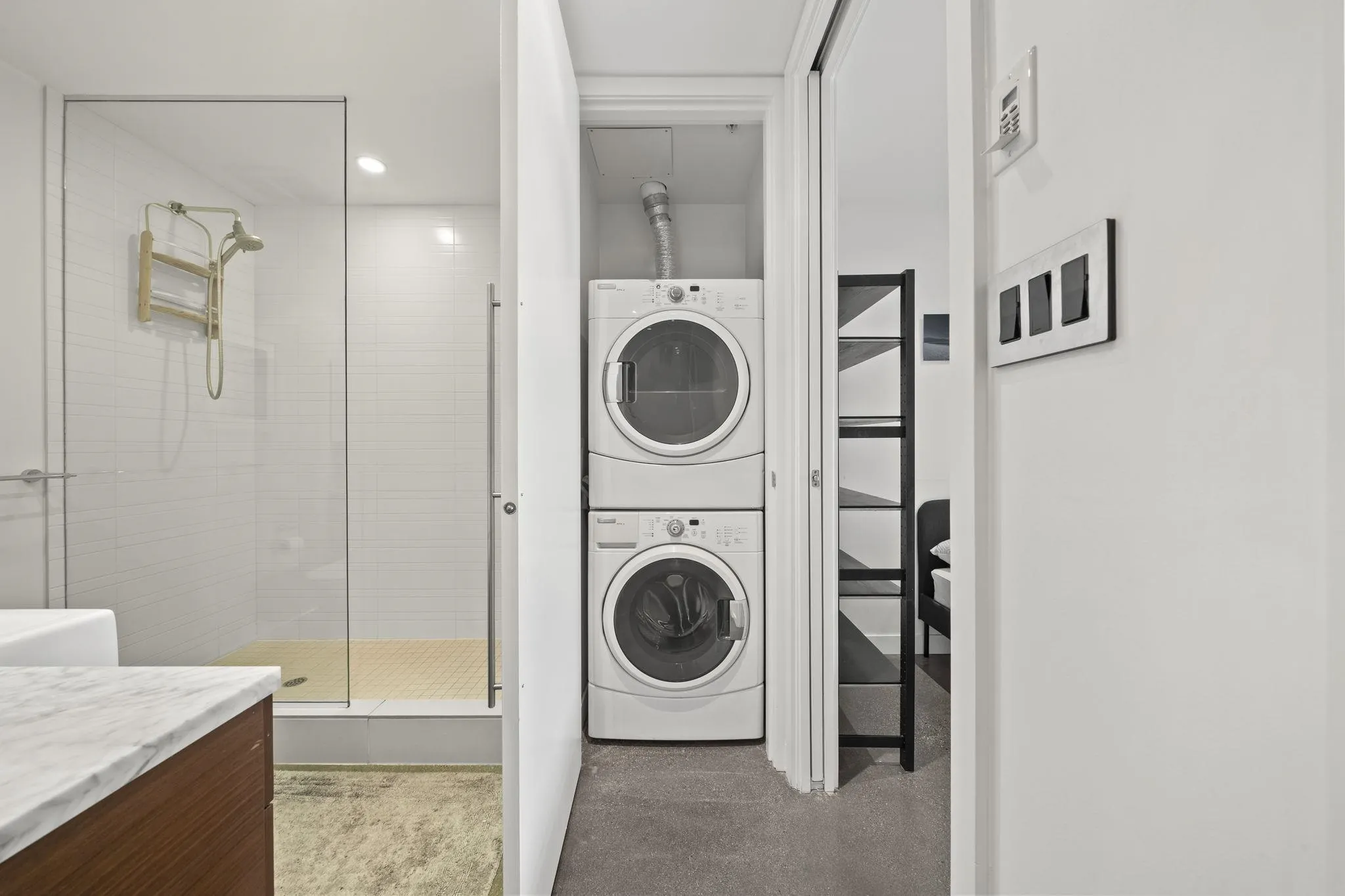 256 E 2nd Avenue #413