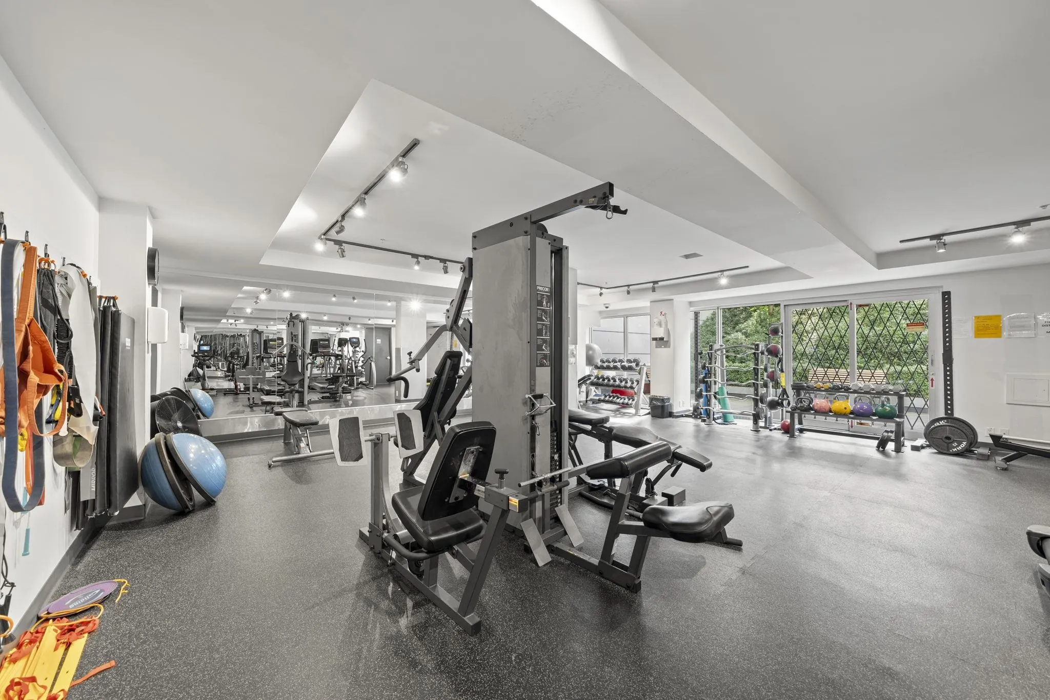256 E 2nd Avenue #413